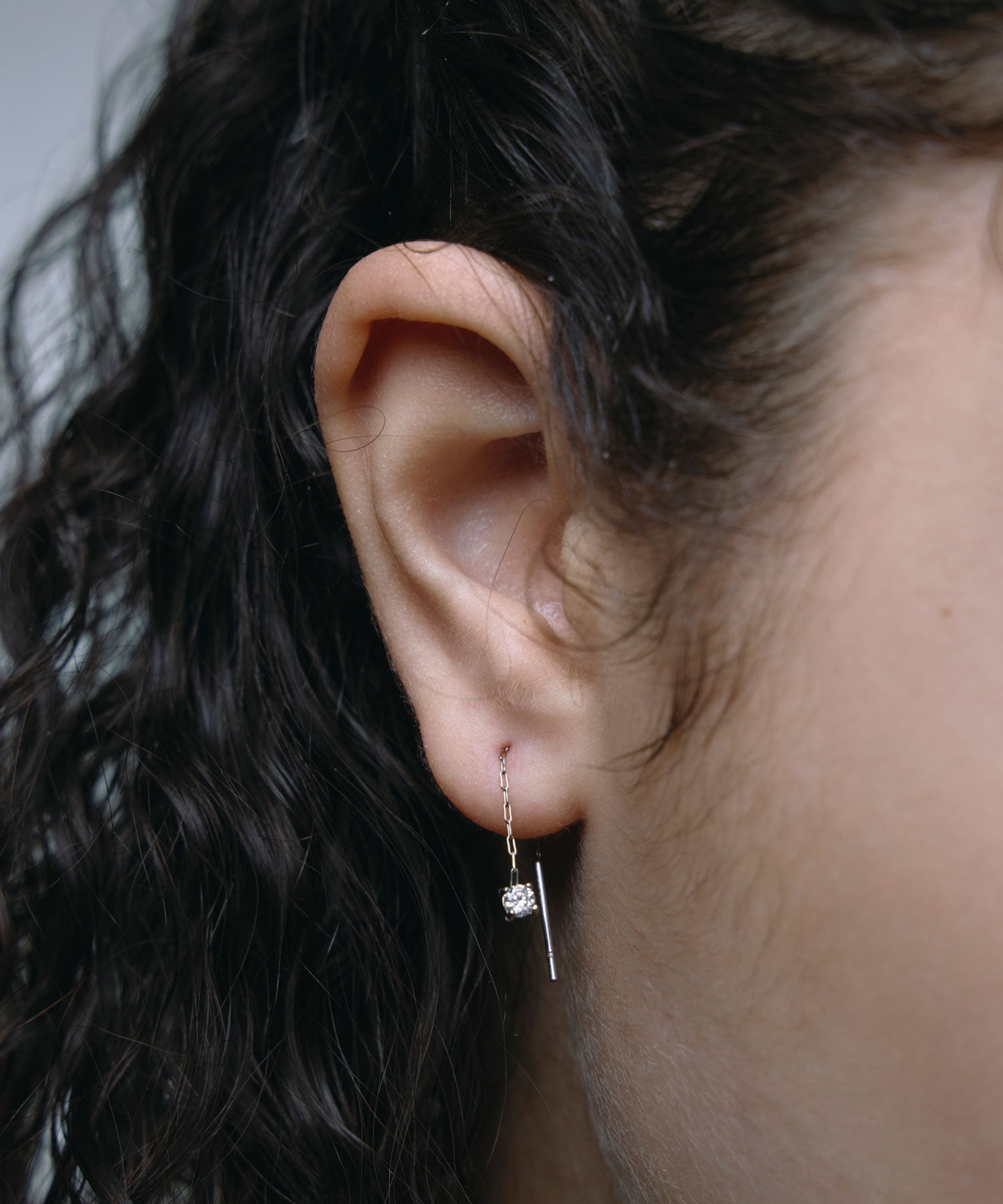 [シルバー]チェーンドロップジルコニアピアス