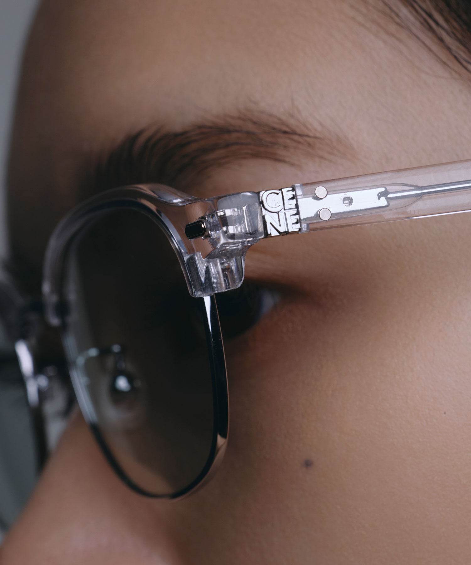 [グレー]クラシックブロウアイウェア