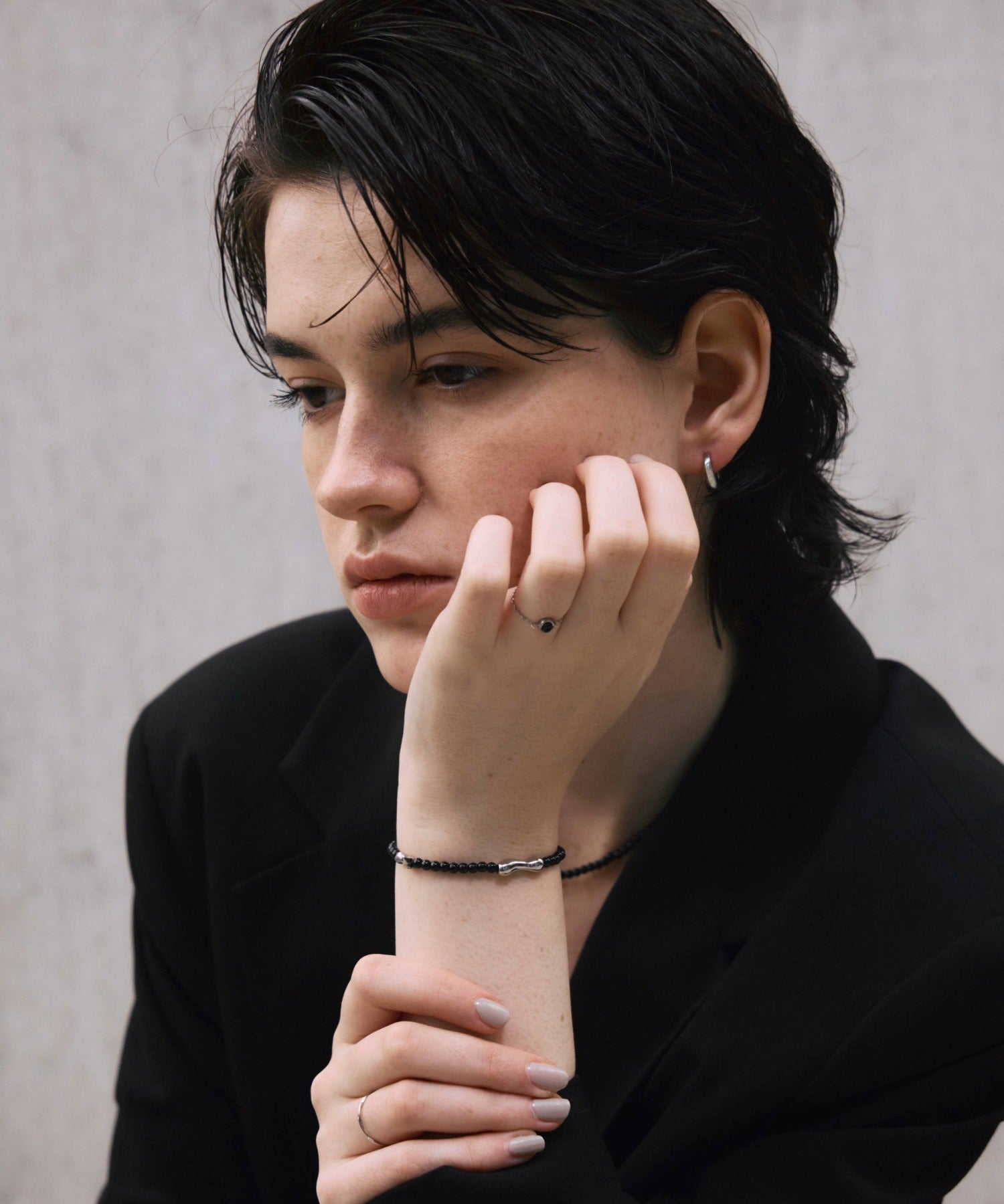 [Silver] Drop hoop earrings