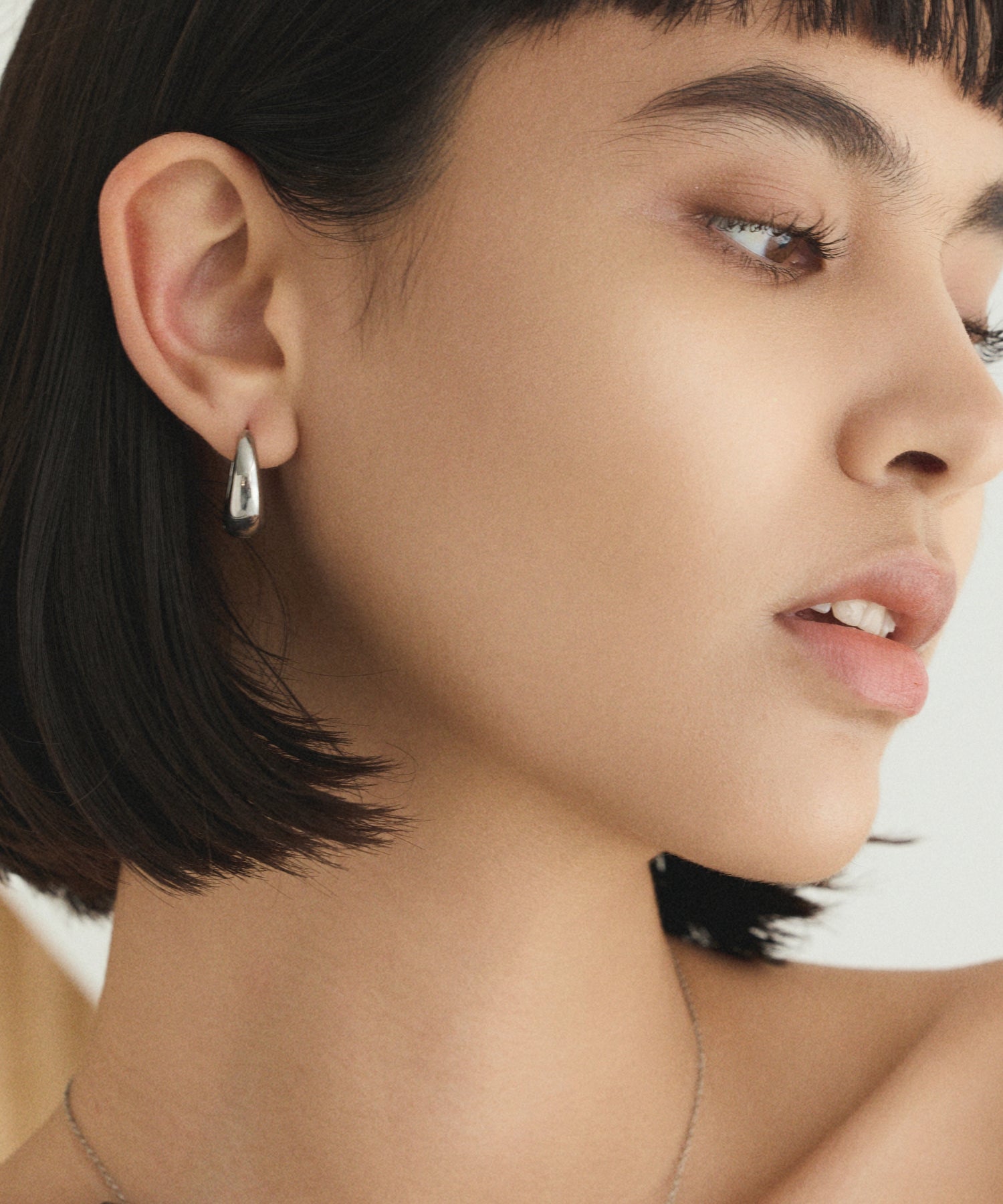 [Silver] Drop Hoop Earrings (big)