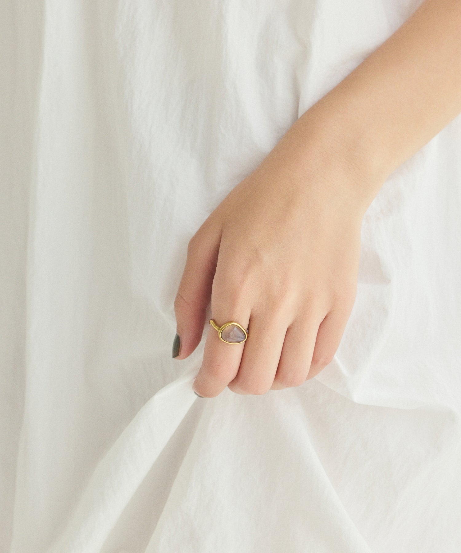 [Gold] Screw stone ring