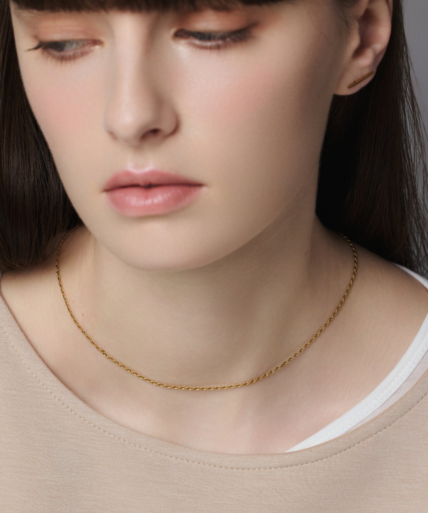 ゴールド]スリムラインピアス