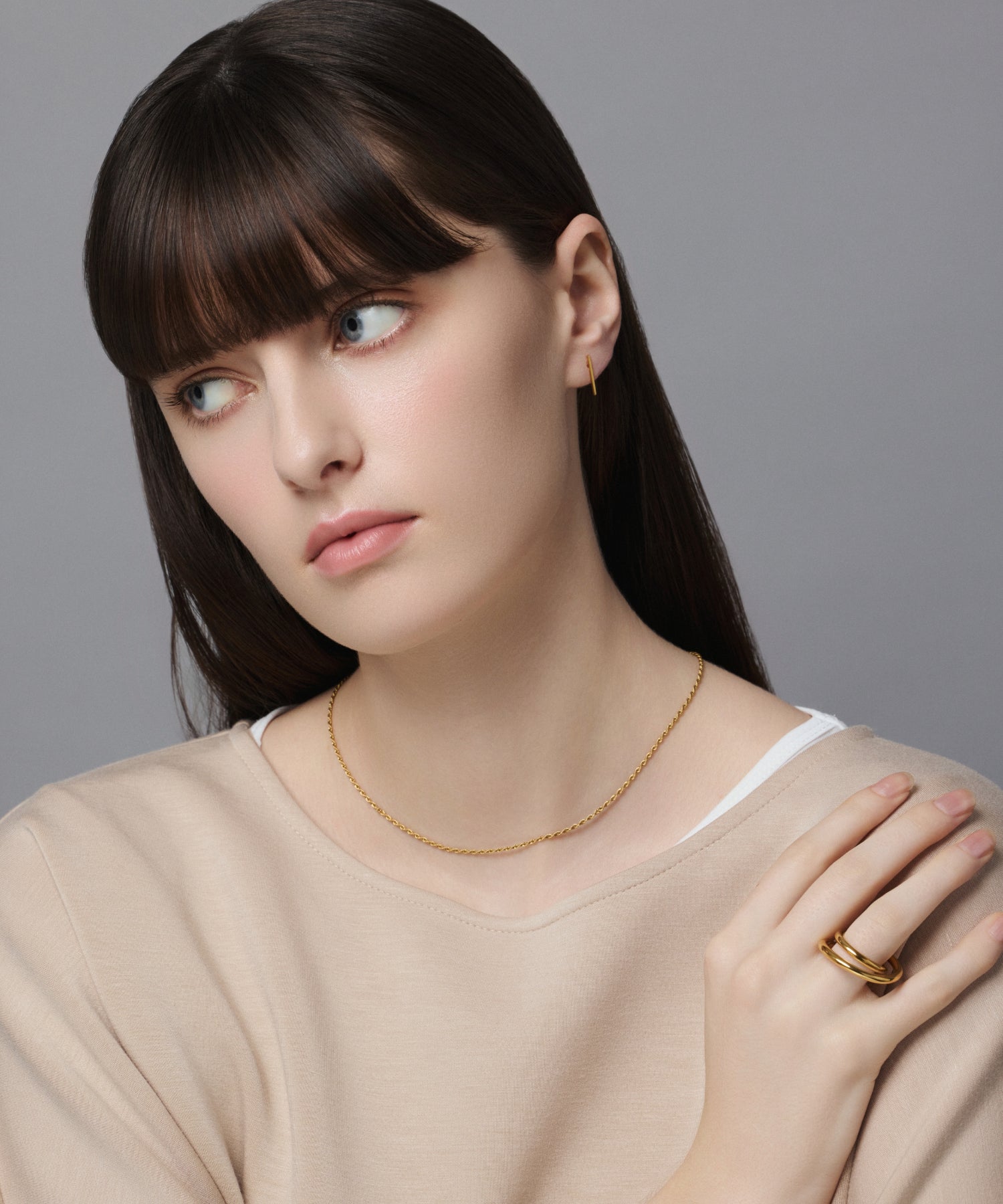 ゴールド]スリムブレイディドネックレス