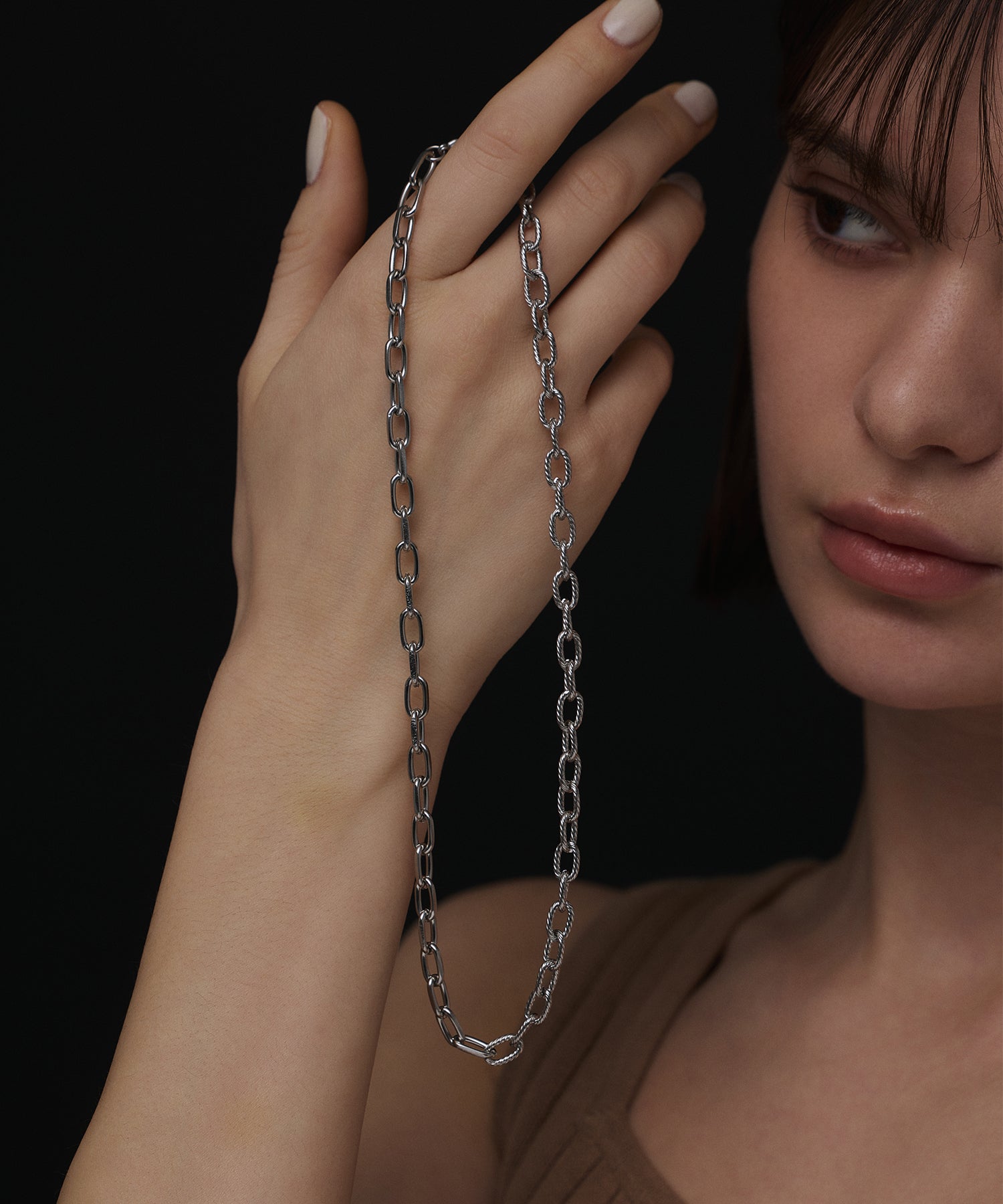 シルバー]ハーフトルクチェーンネックレス