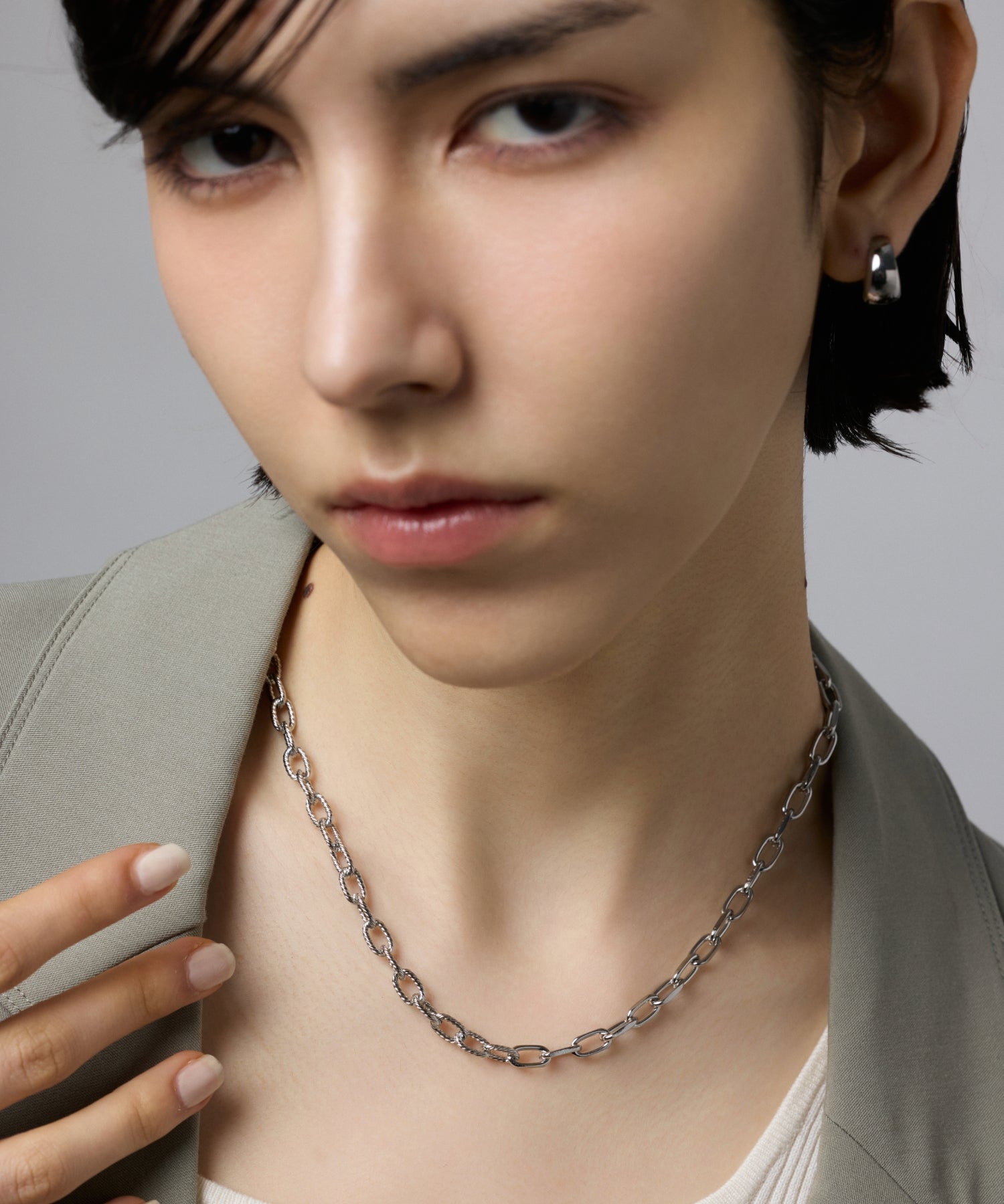 シルバー]ハーフトルクチェーンネックレス