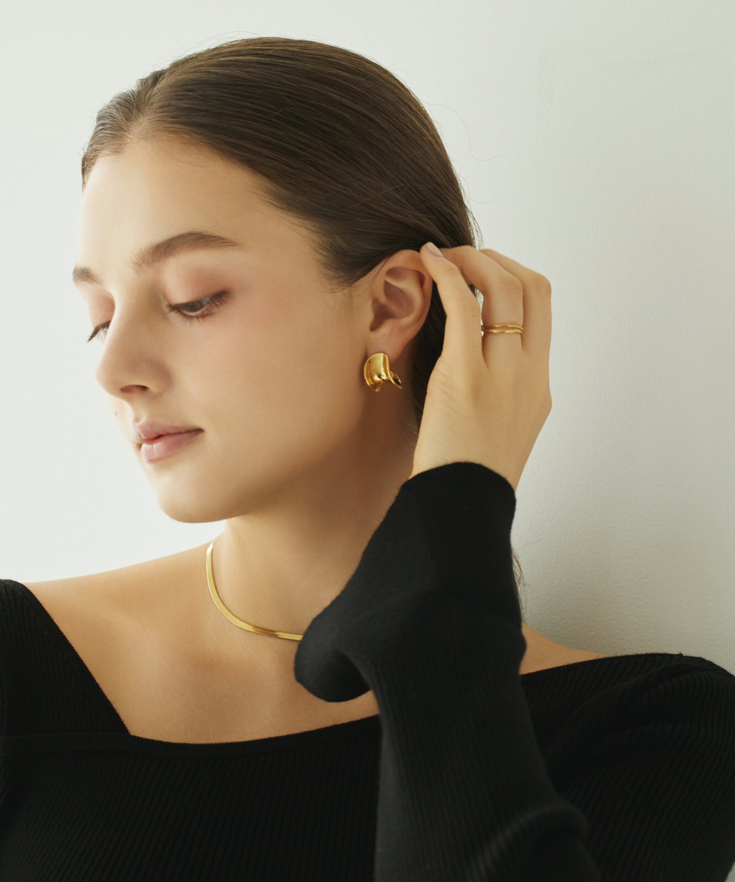 ete ゴールド アシンメトリーフープピアス K18YG フープ ピアス（270848） ｜ women（ウィメンズ） ｜ ete