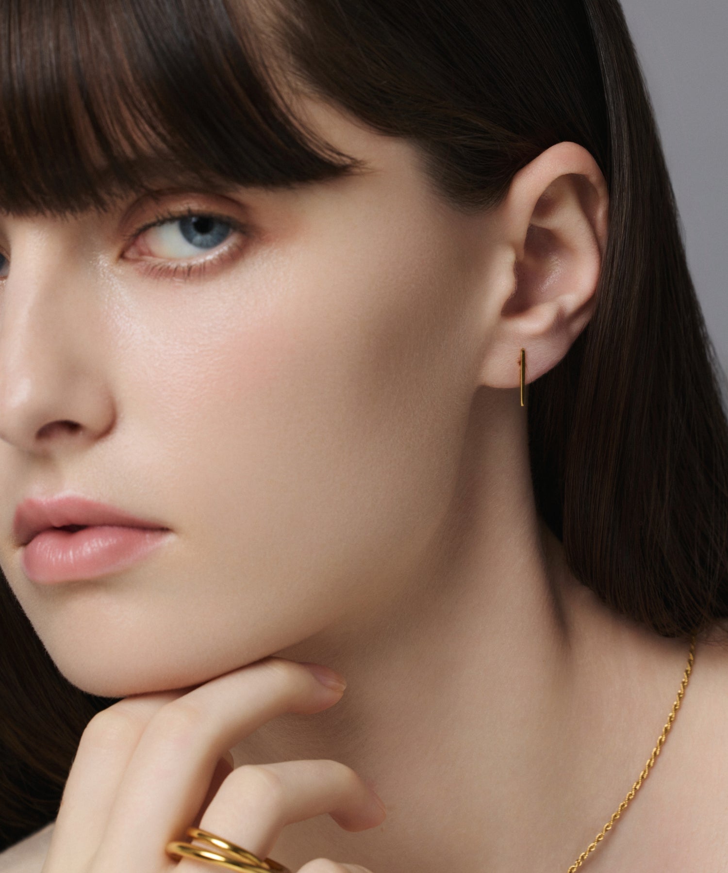 ゴールド]スリムラインピアス