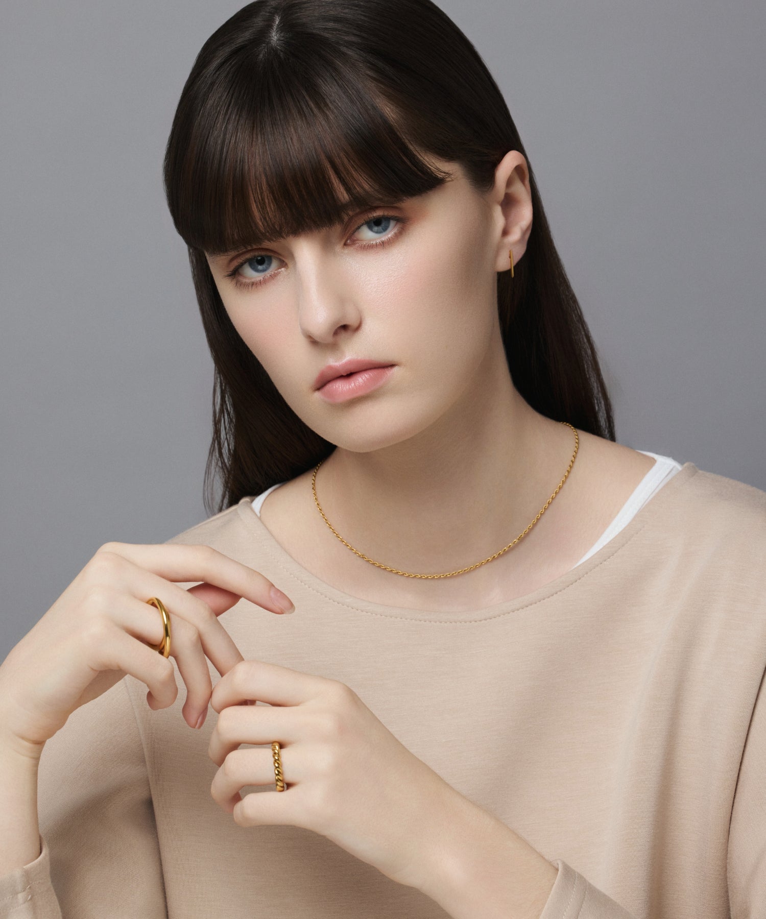 ゴールド]スリムラインピアス