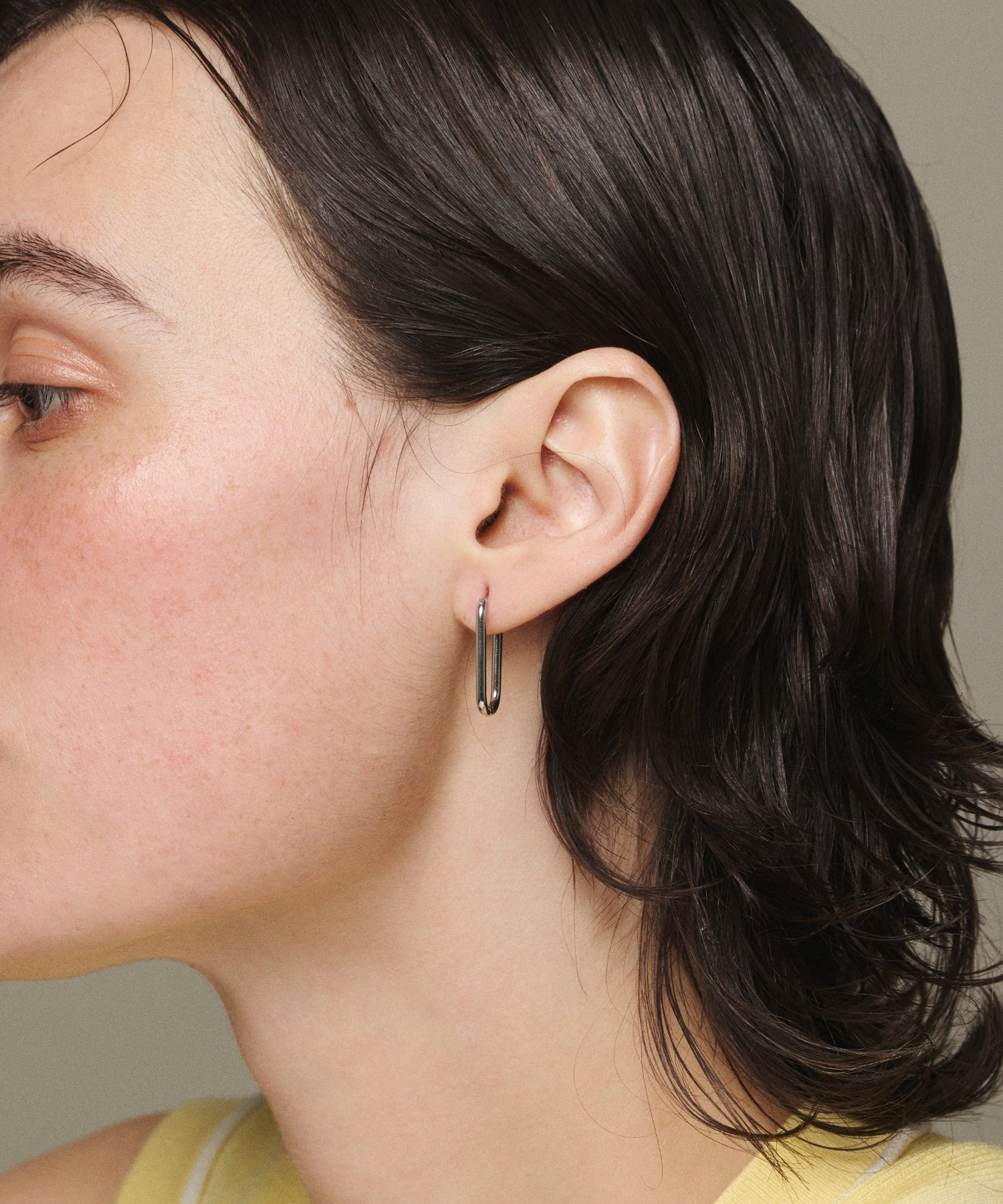 [Silver] Zirconia U-Line Earrings