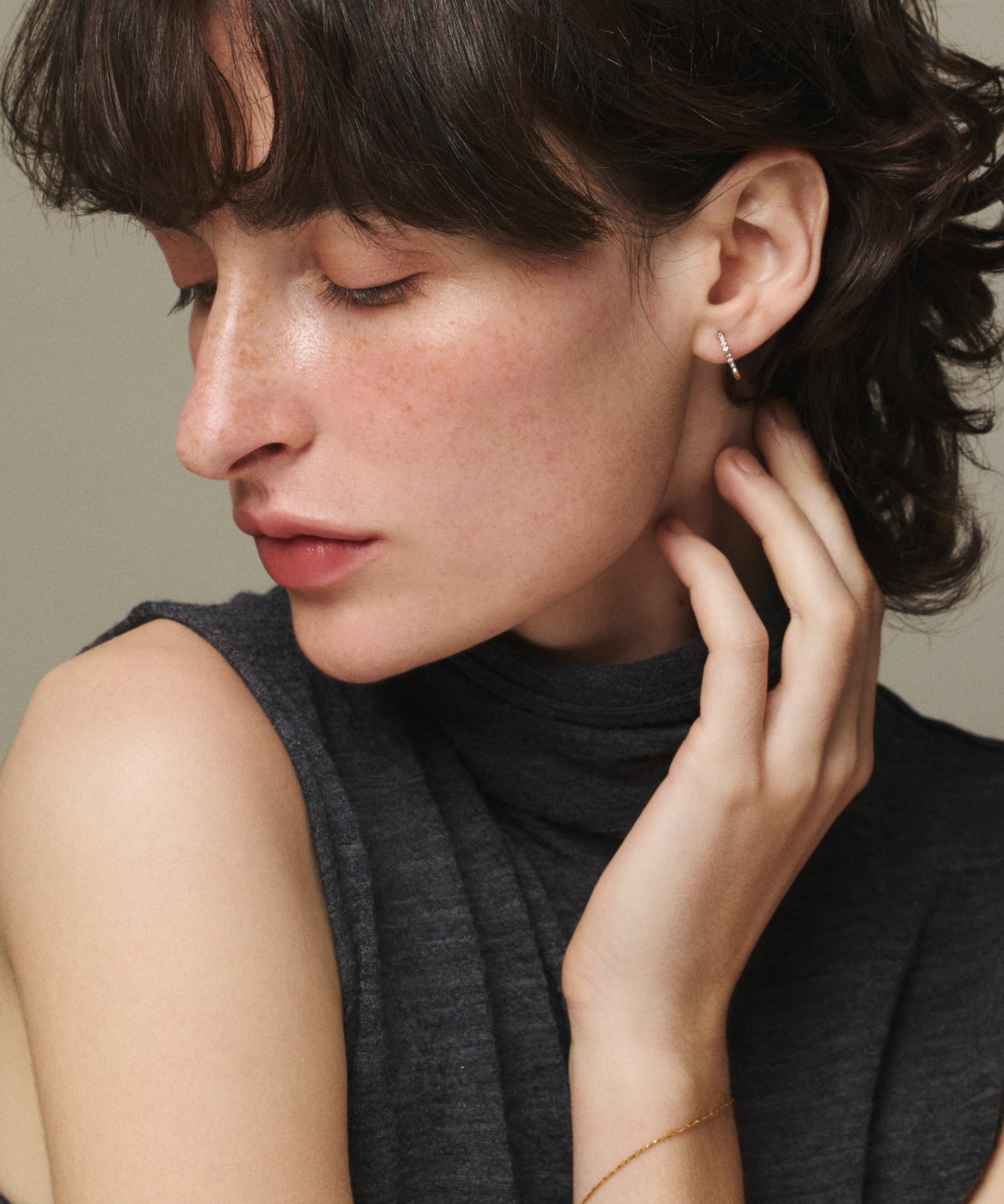 [Gold] Zirconia Hoop Earrings