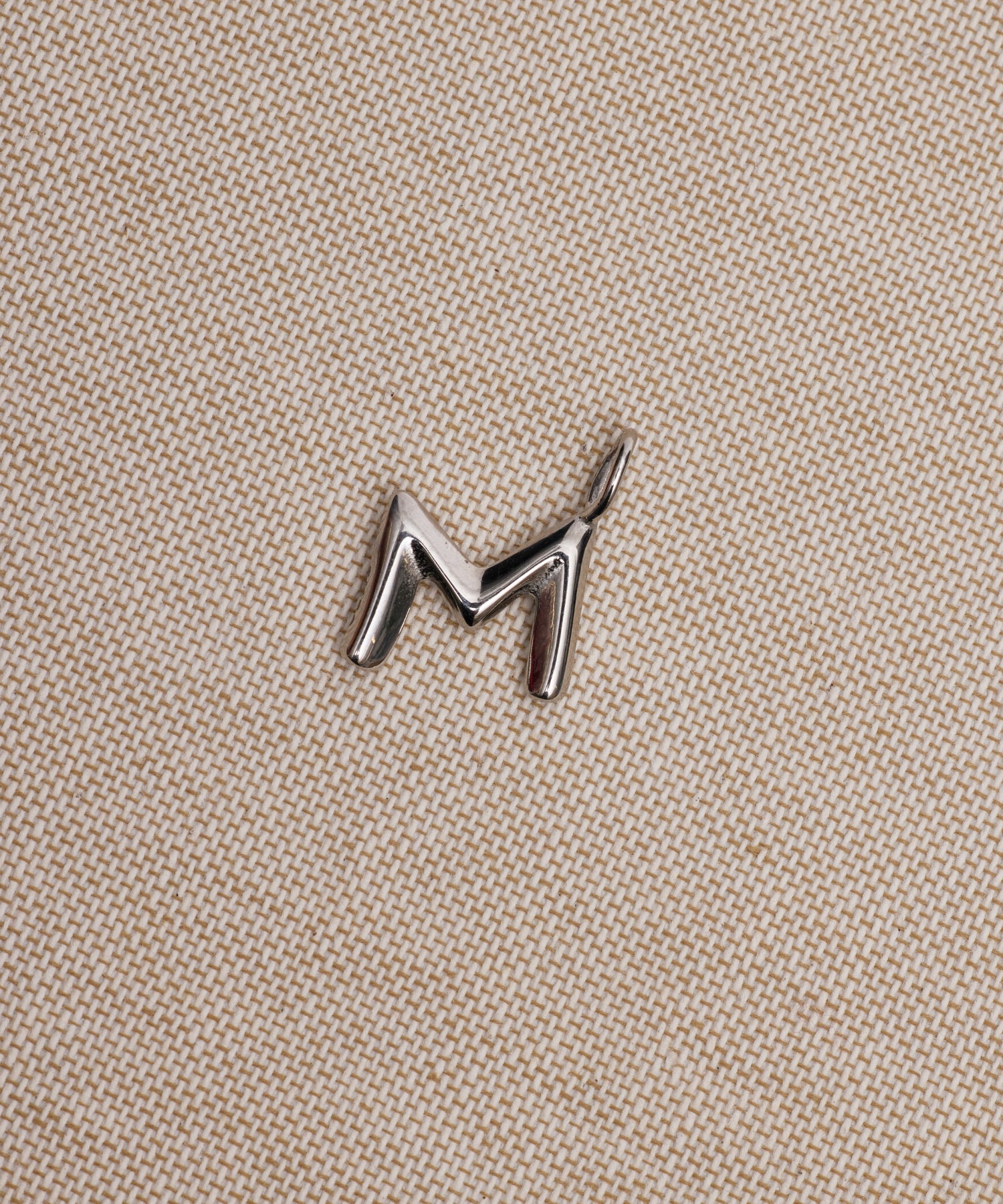 [银色]原始首字母魅力(M)