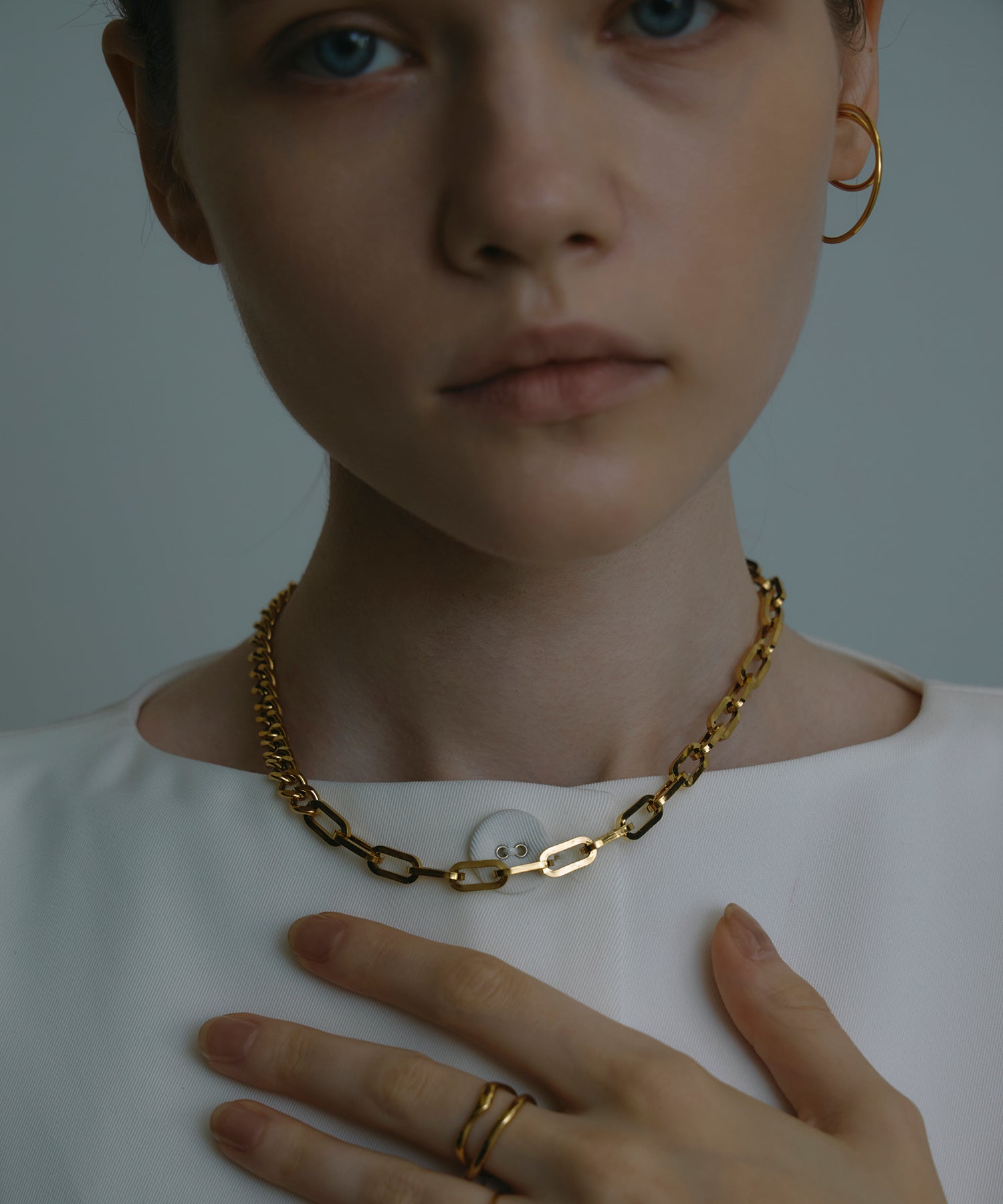 h.. アシンメトリーチェーンチョーカーネックレス gold link】アシンメトリーチェーンチョーカーネックレス gold – h