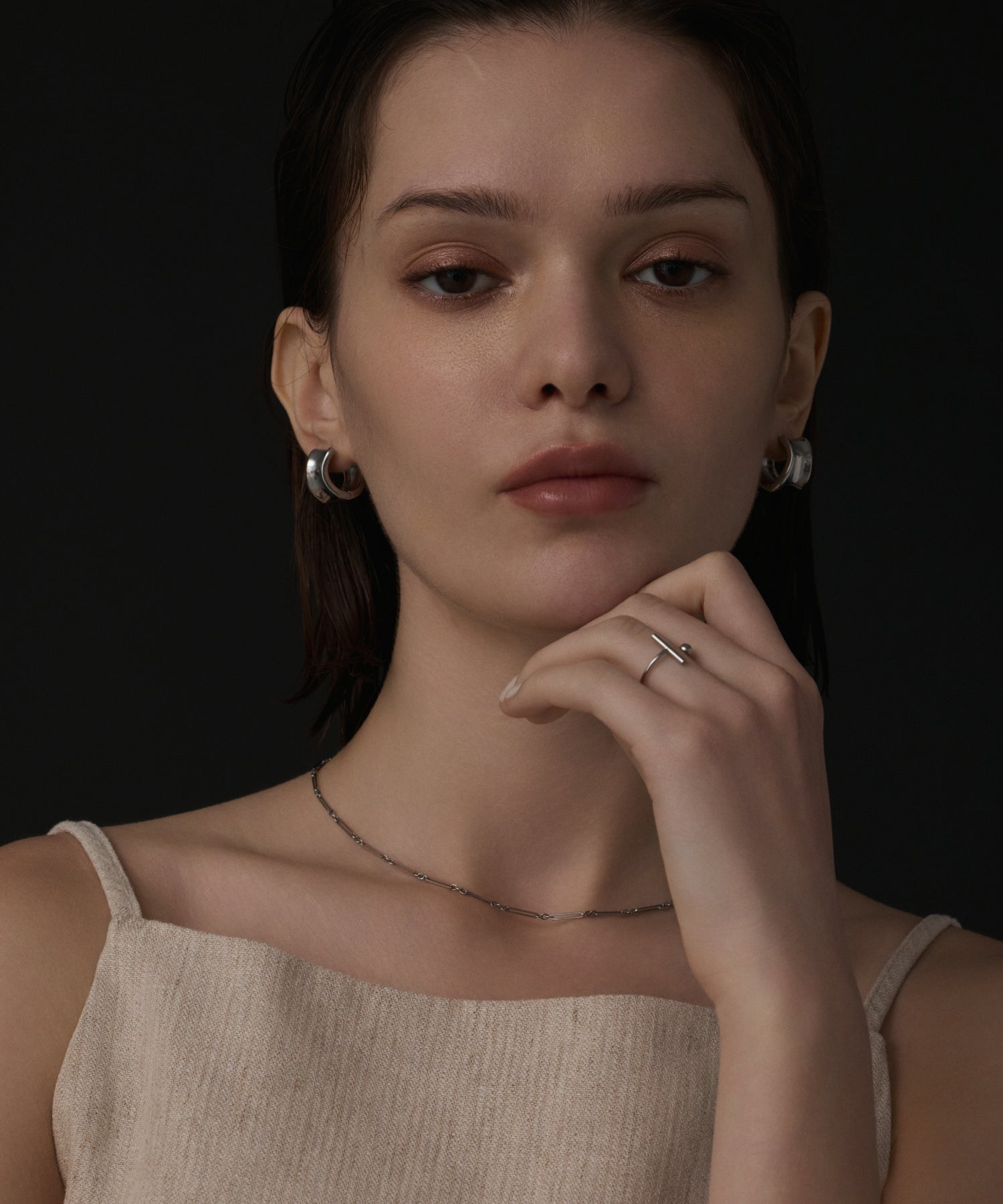 シルバー]ボリュームカーブピアス