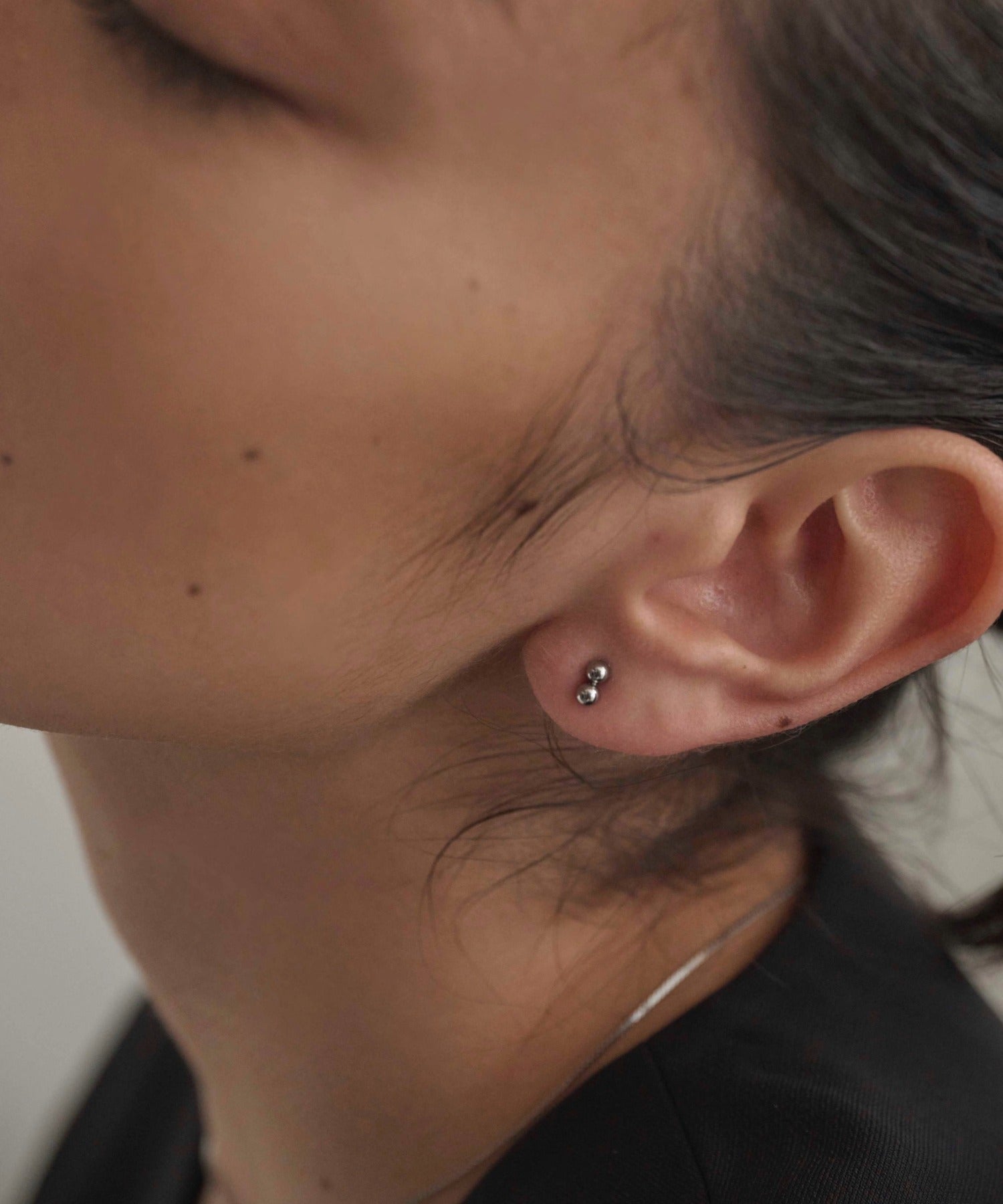 ビーゲンキ　14kgf 小ぶりなグリーンセディメントジャスパー ピアス ビーゲンキ 14kgf 小ぶりなグリーンセディメントジャスパー