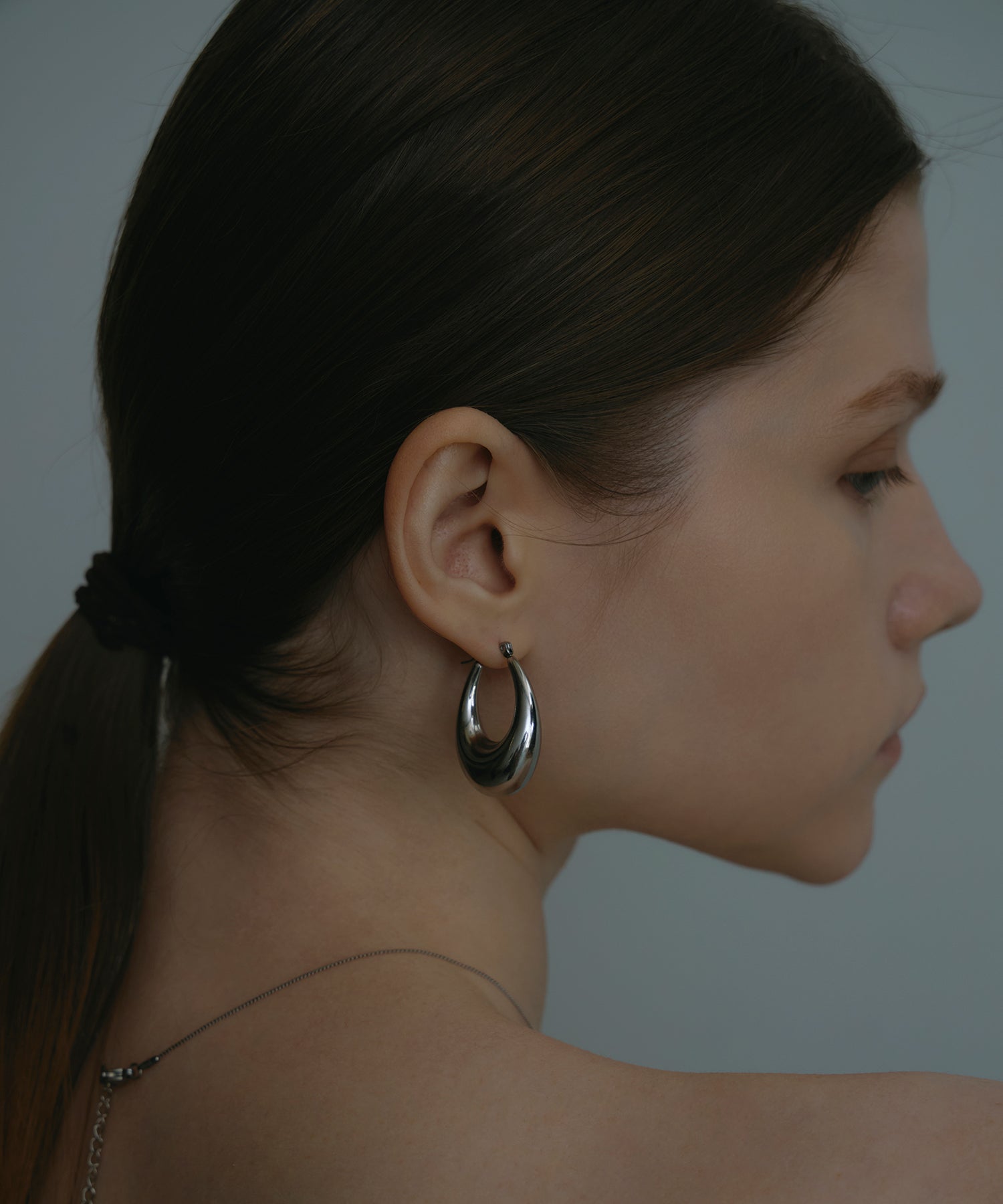 シルバー]オーバルブルームピアス