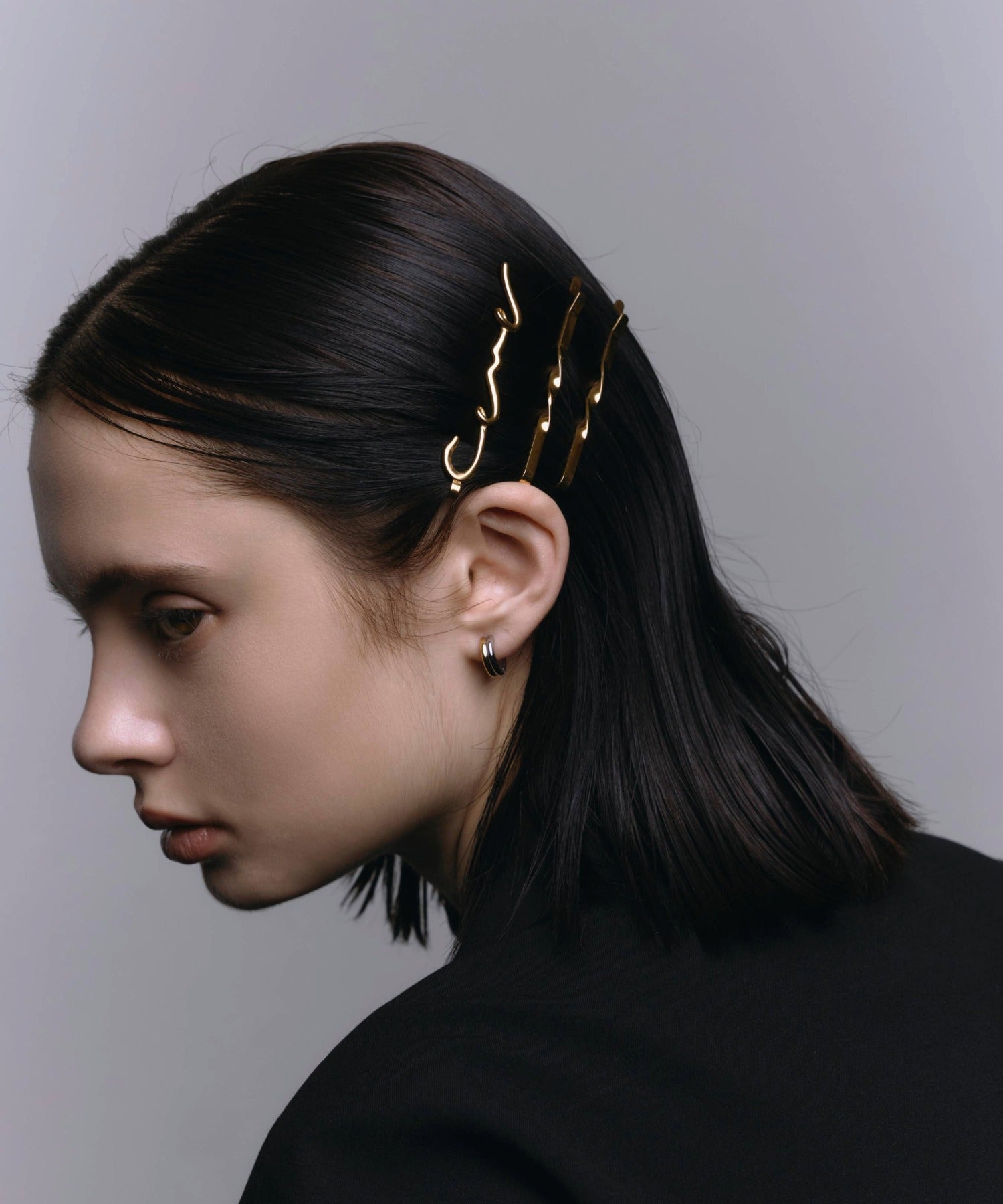 [金色]標誌髮夾