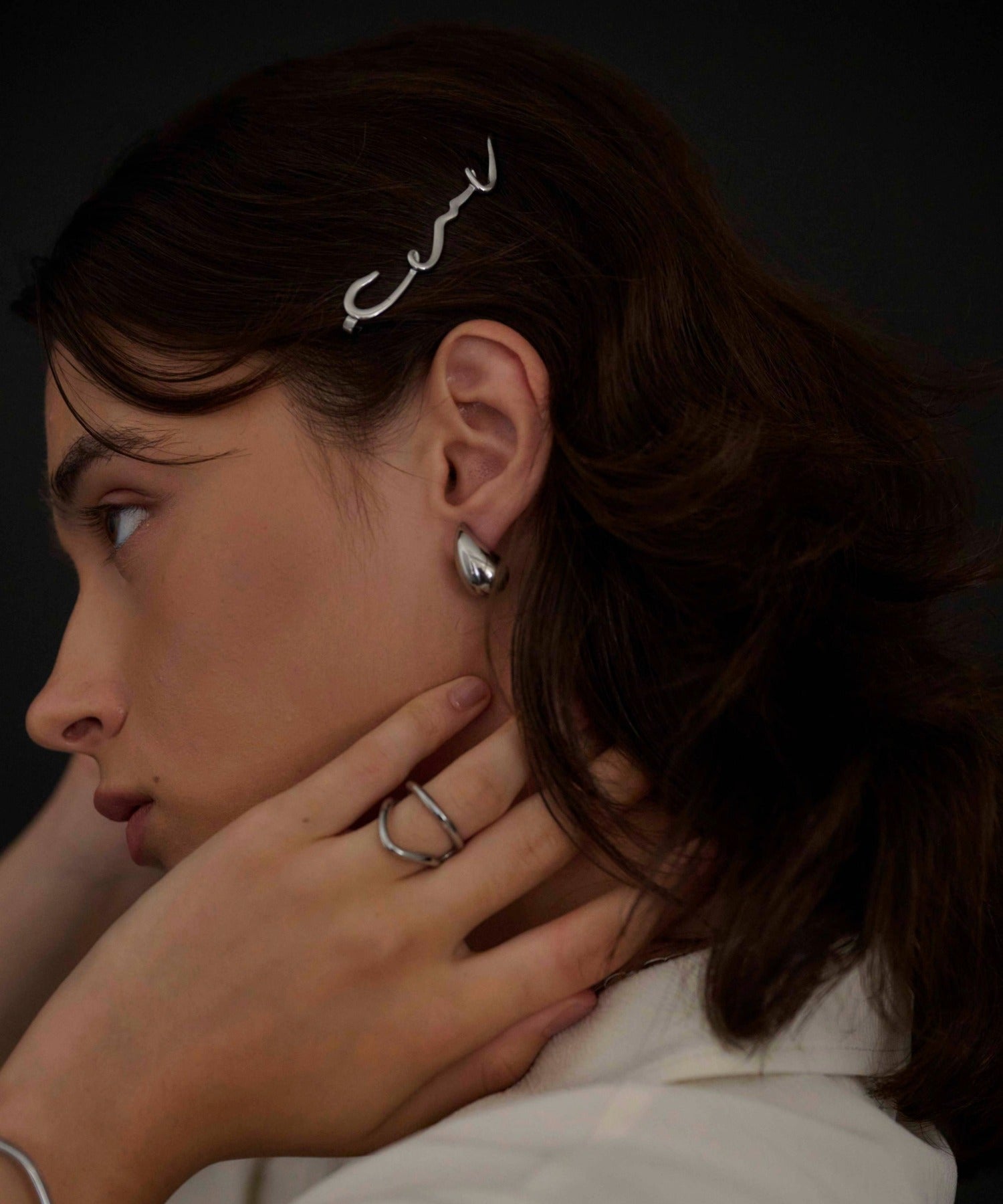 シルバー]ロゴヘアピン