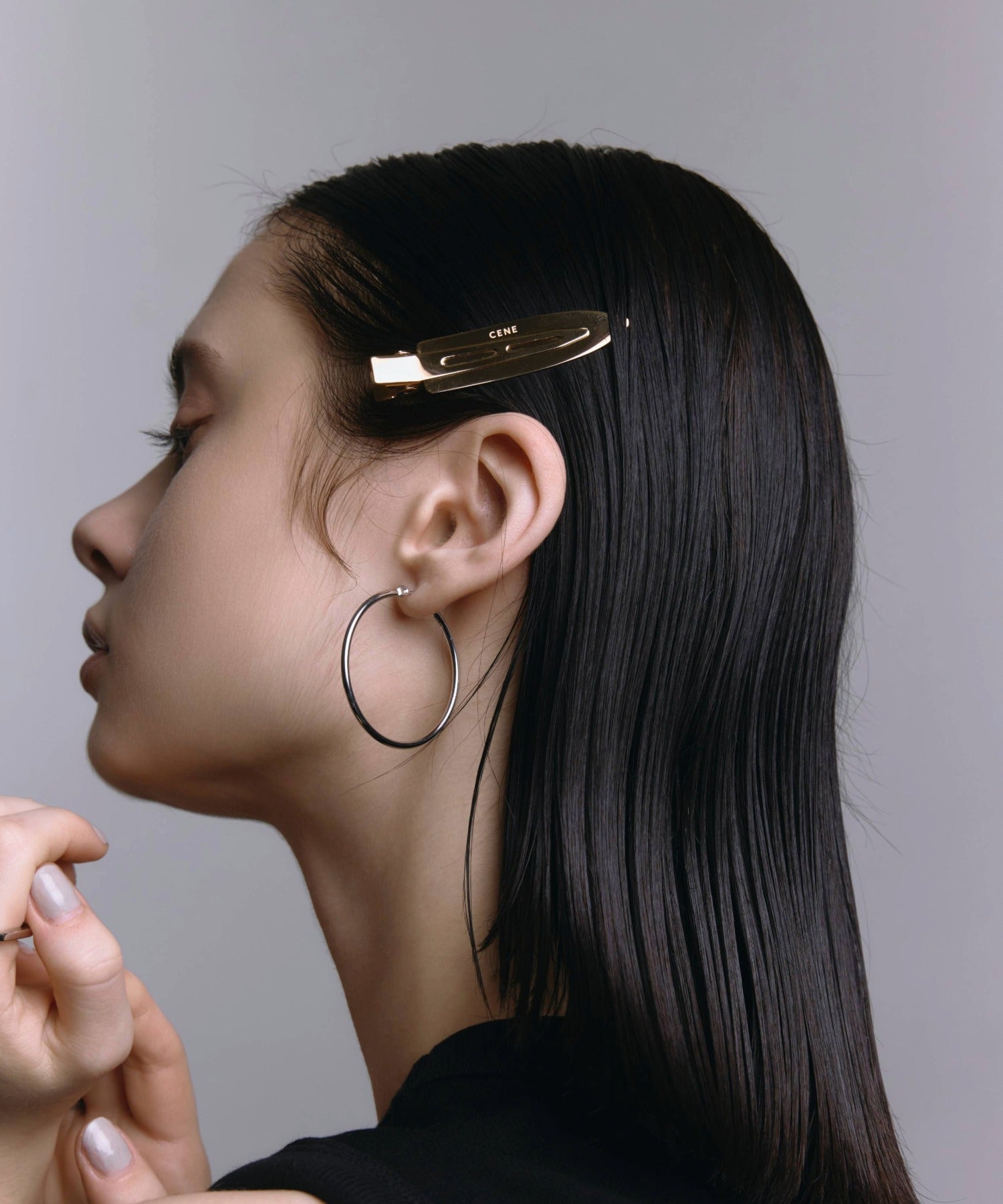 ゴールド]2Pメタルホールドヘアクリップ