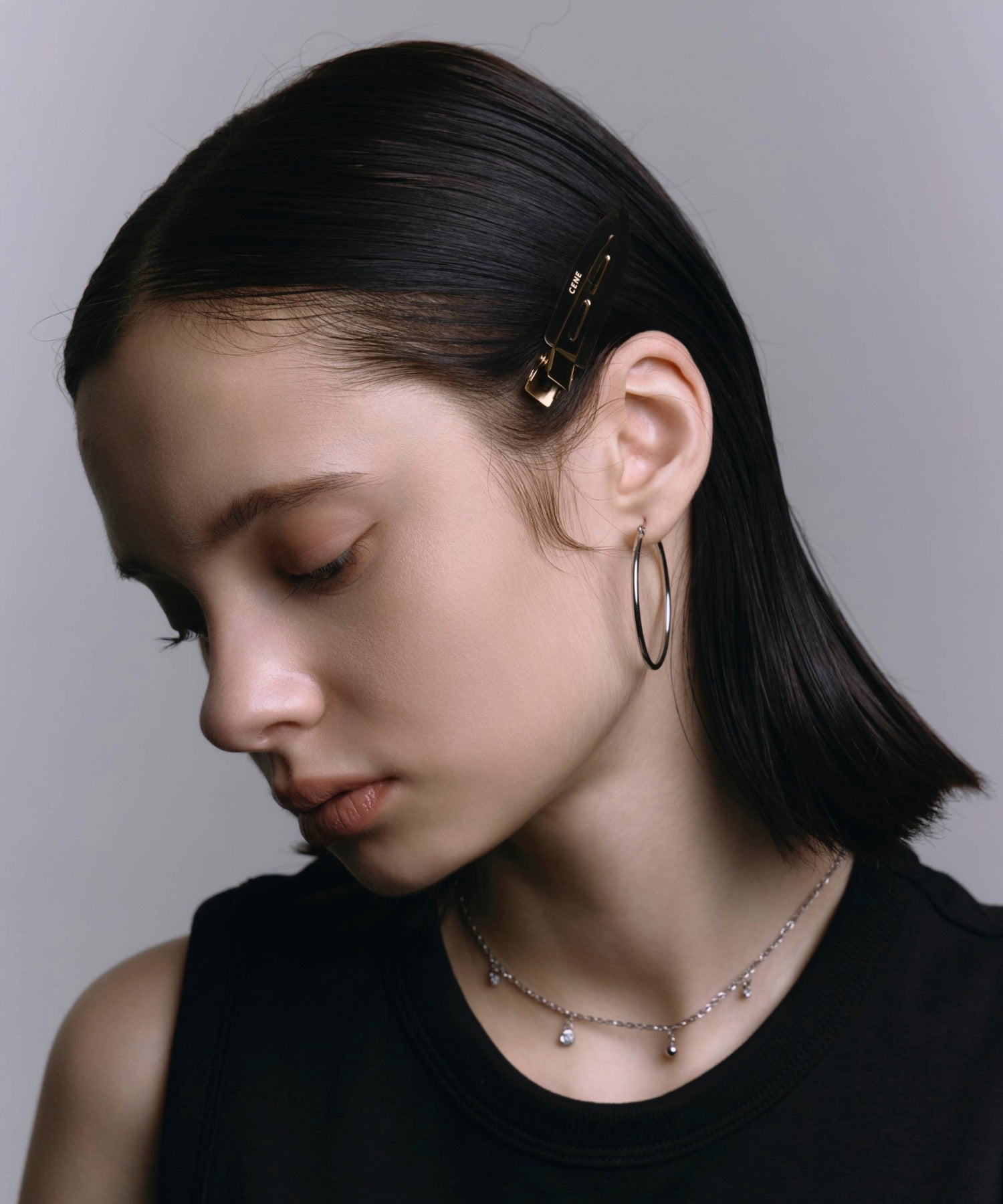 ゴールド]2Pメタルホールドヘアクリップ