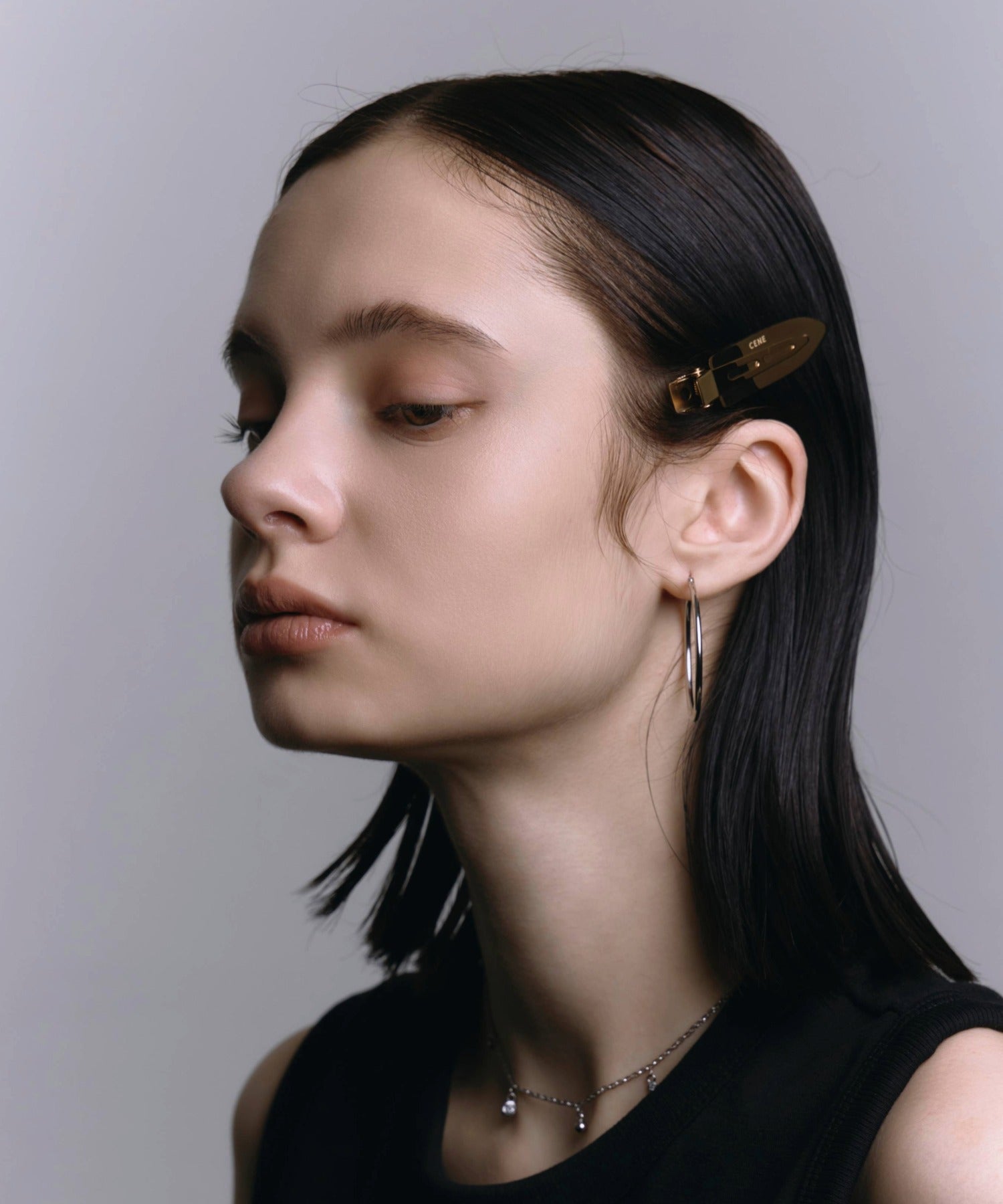 ゴールド]2Pメタルホールドヘアクリップ
