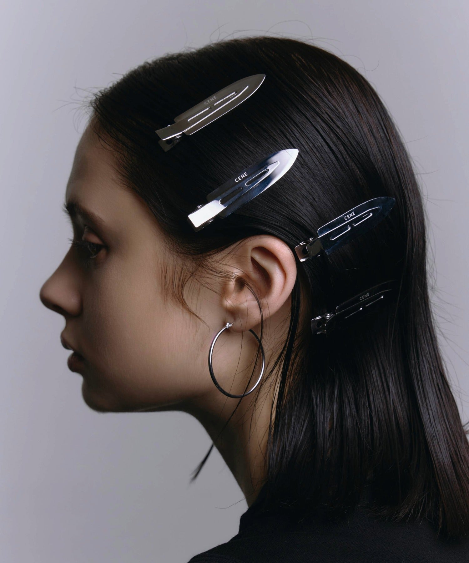 [シルバー]2Pメタルホールドヘアクリップ