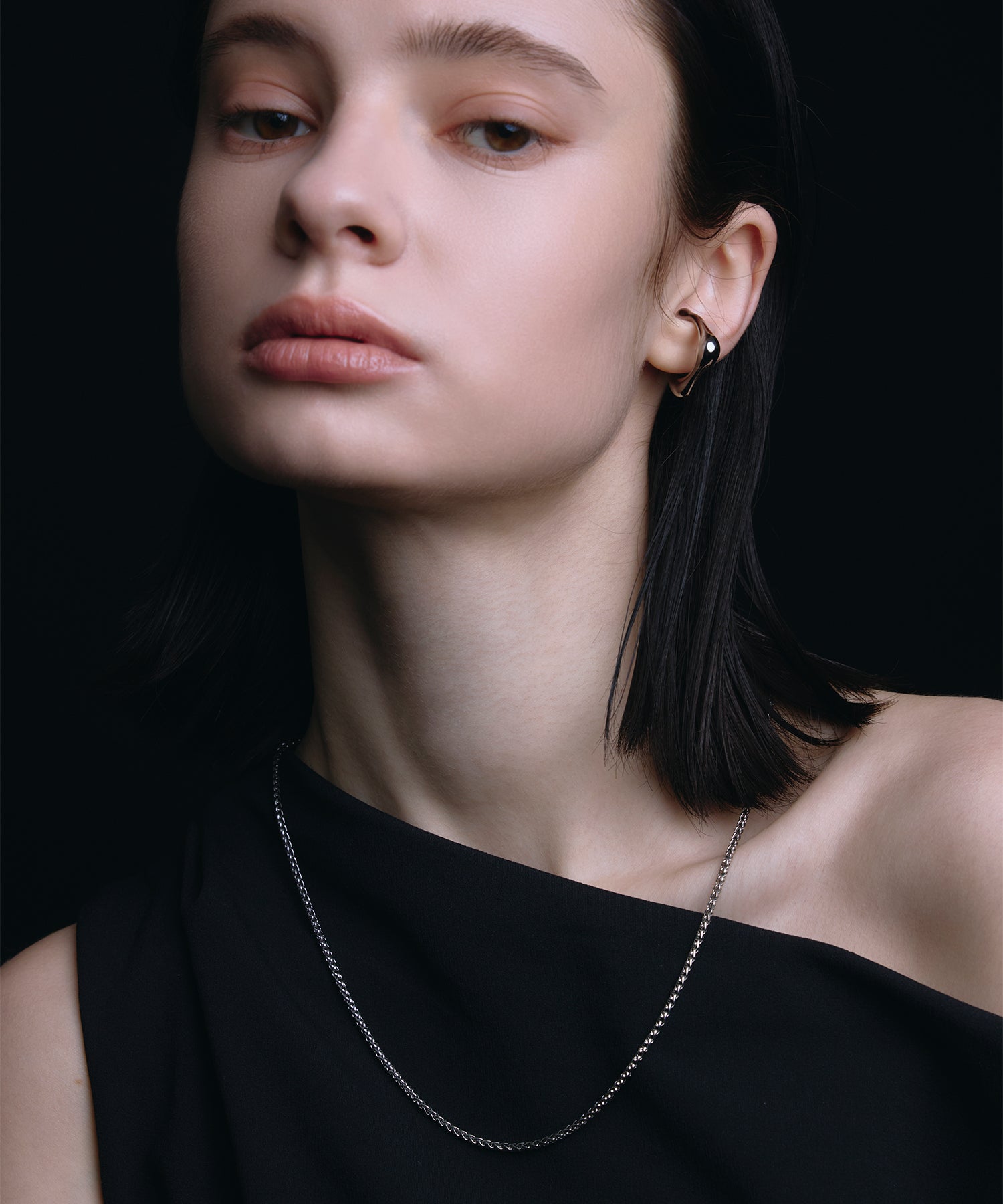 [展覽產品（預定四月底出貨）][銀色結構繩項鍊