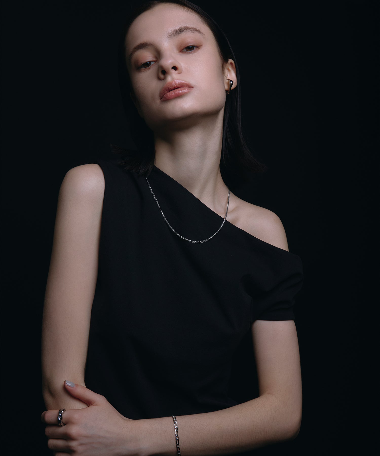 [展覽產品（預定四月底出貨）][銀色結構繩項鍊