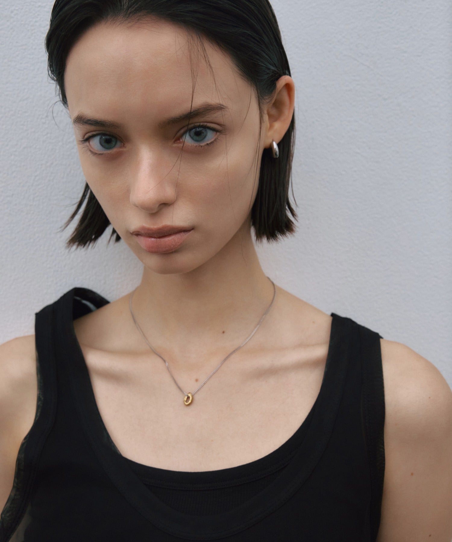 [ミックス]ニュアンスオーフォルムネックレス