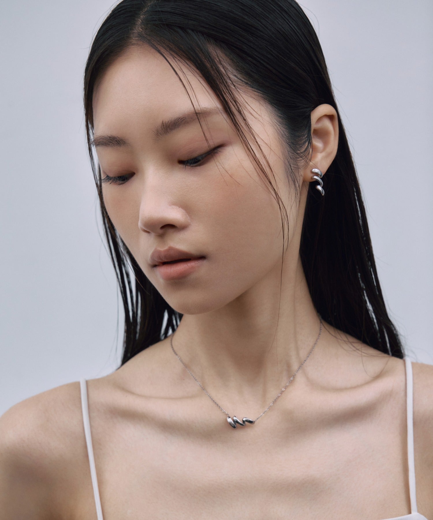 【展示会商品(9月下旬発送予定)】[シルバー]フロースパイラルネックレス