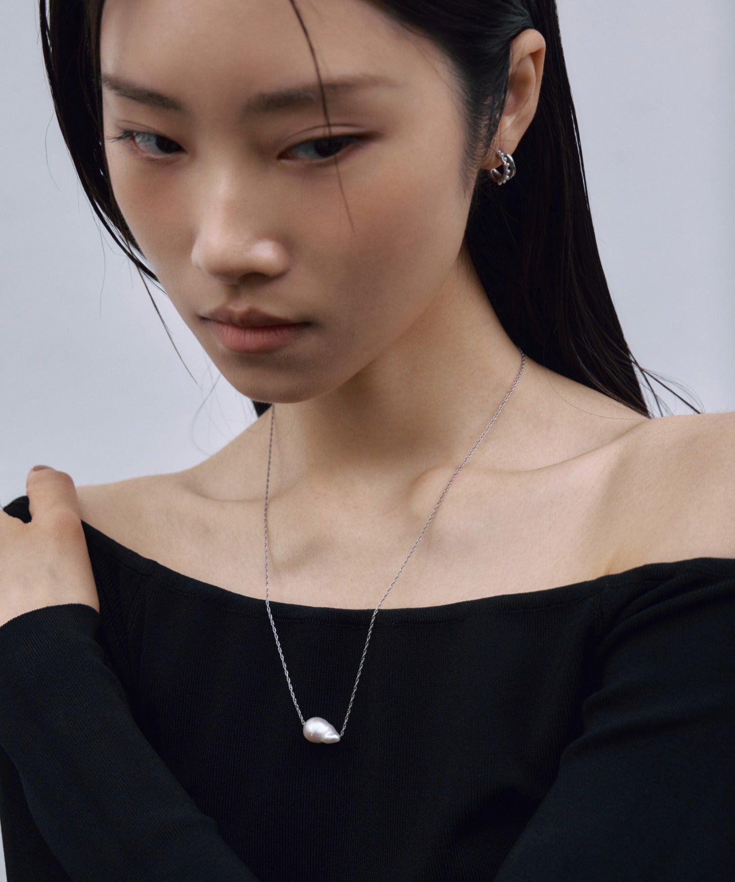 【展示会商品(9月下旬発送予定)】[シルバー]グロッセパールネックレス
