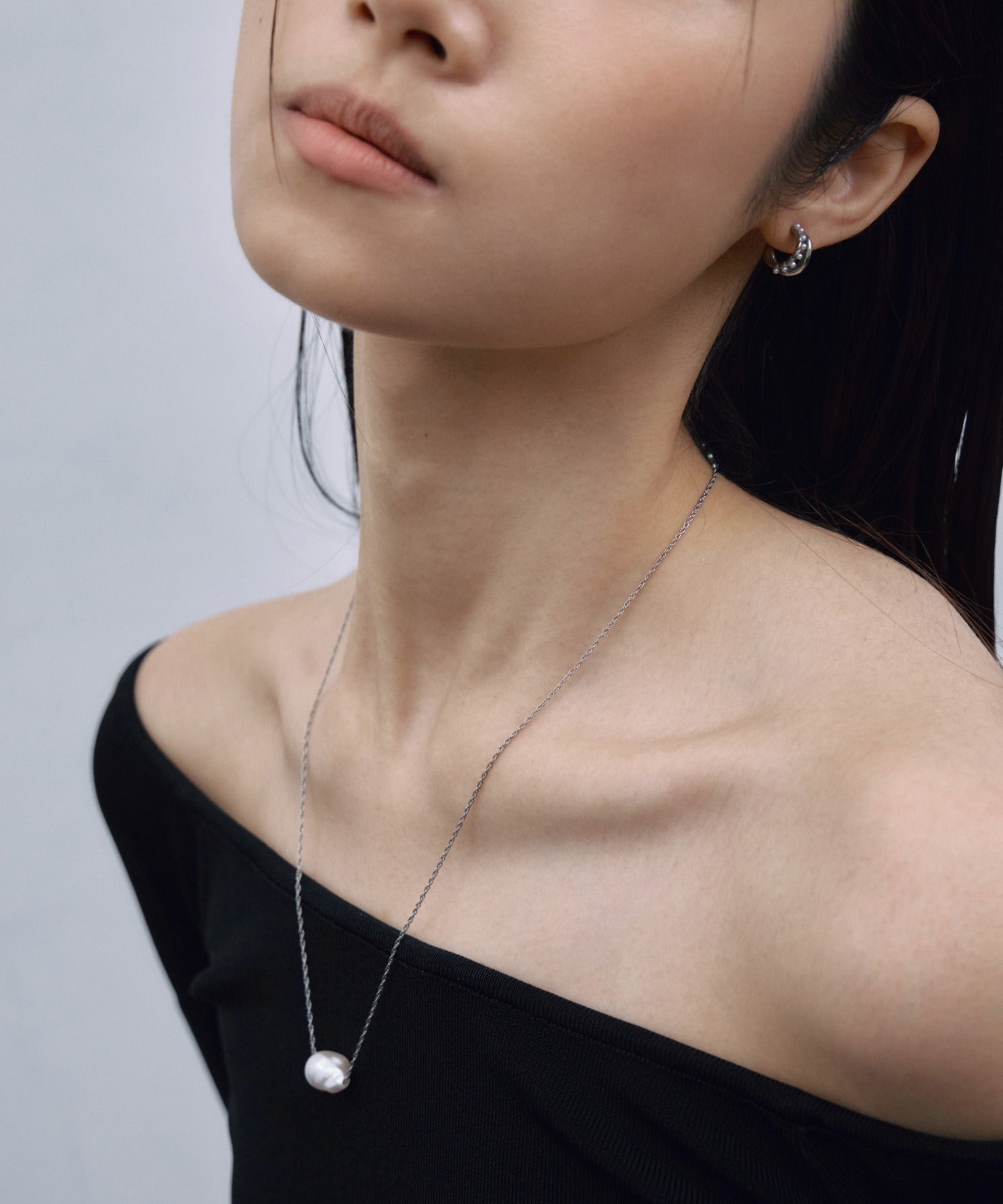 【展示会商品(9月下旬発送予定)】[シルバー]グロッセパールネックレス
