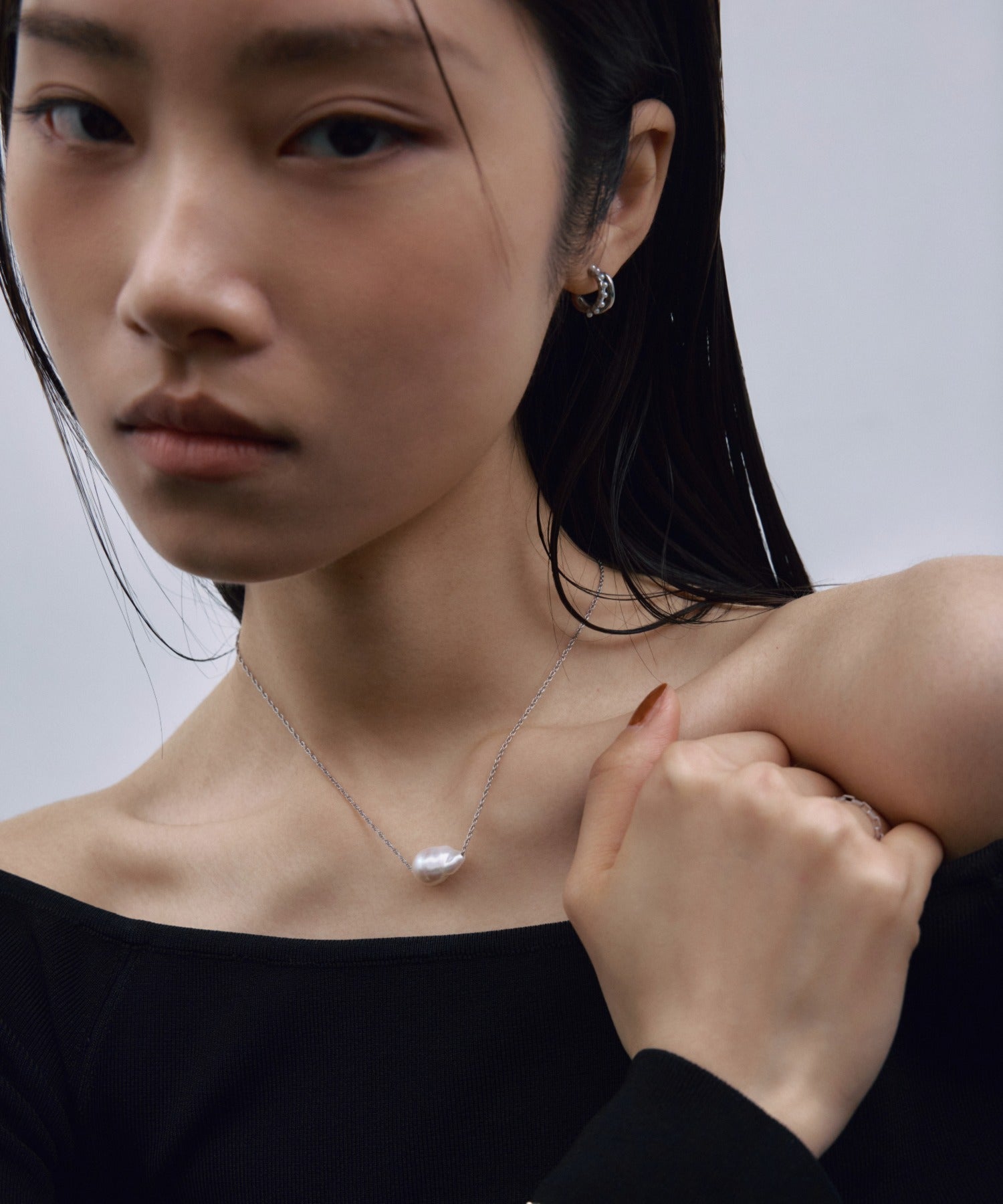 【展示会商品(9月下旬発送予定)】[シルバー]グロッセパールネックレス