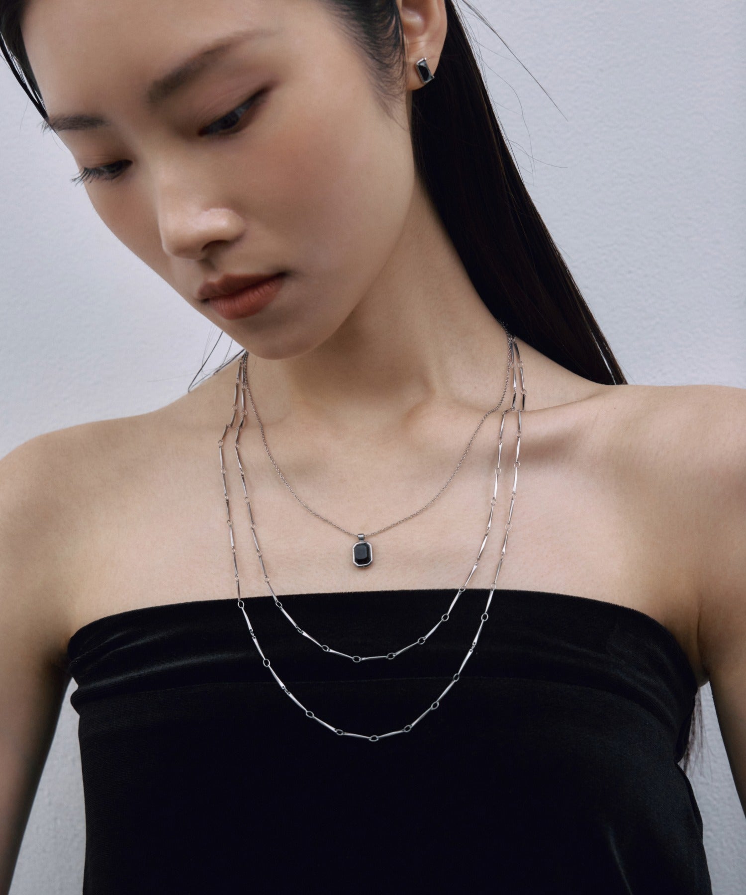 【展示会商品(9月下旬発送予定)】[シルバー]モダンストーンネックレス