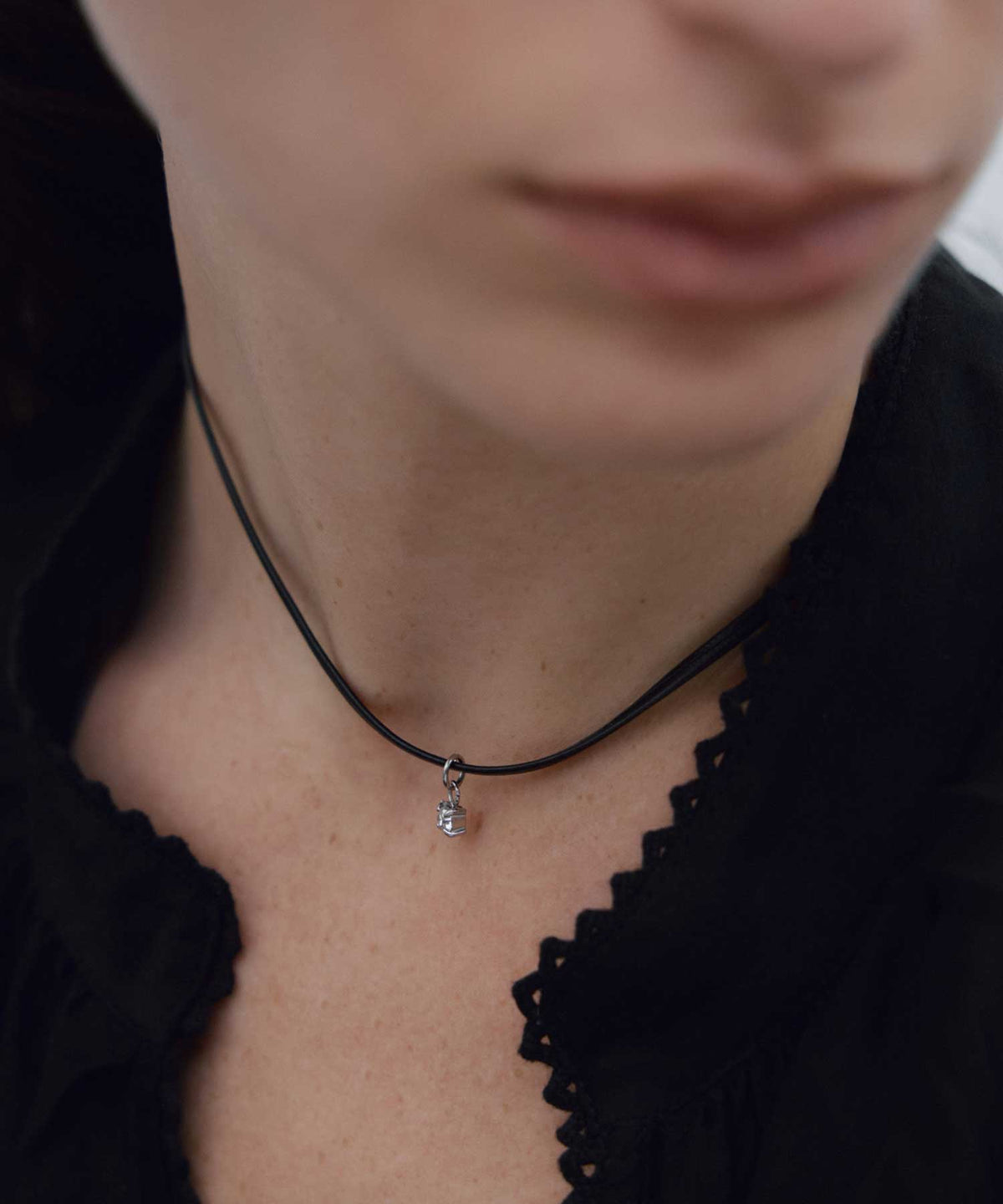 展示会商品(10月下旬発送予定)】[シルバー]ジルコニアドロップコード 