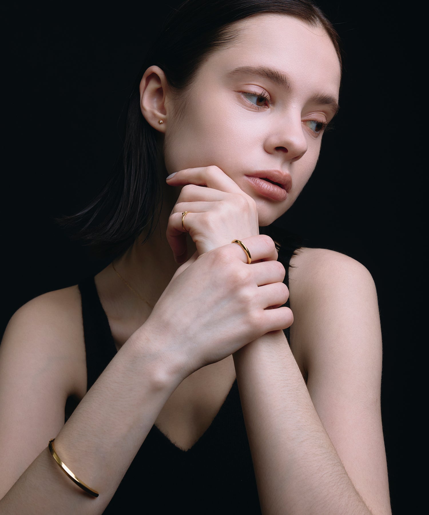 [展覽產品（預定四月底出貨）][金色] 雕塑扭繞手鐲