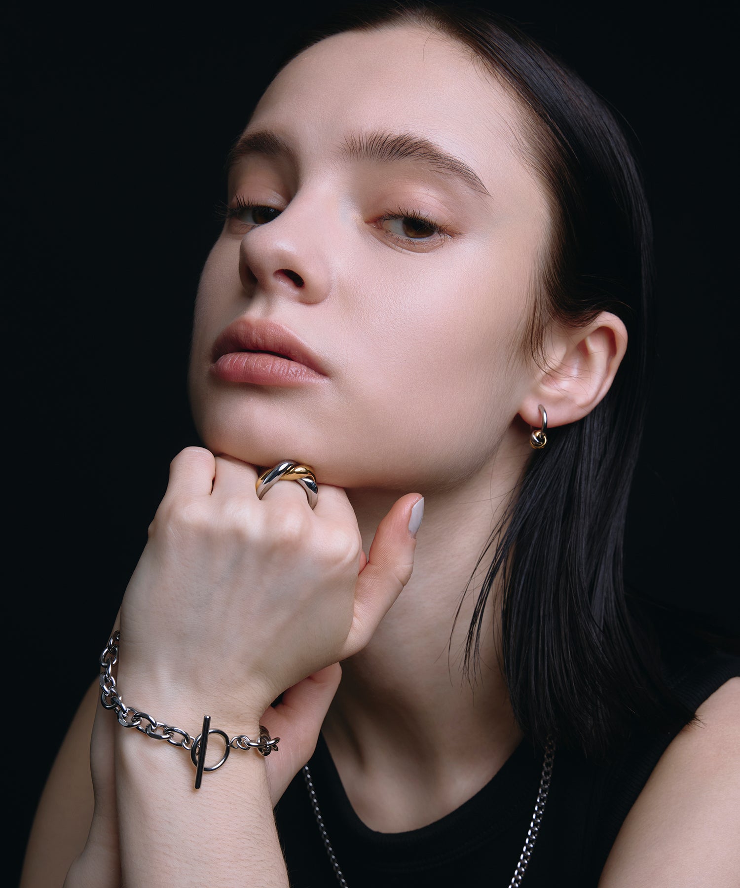 [展覽產品（預定四月底出貨）][銀色多面鏈條曼特爾手鍊