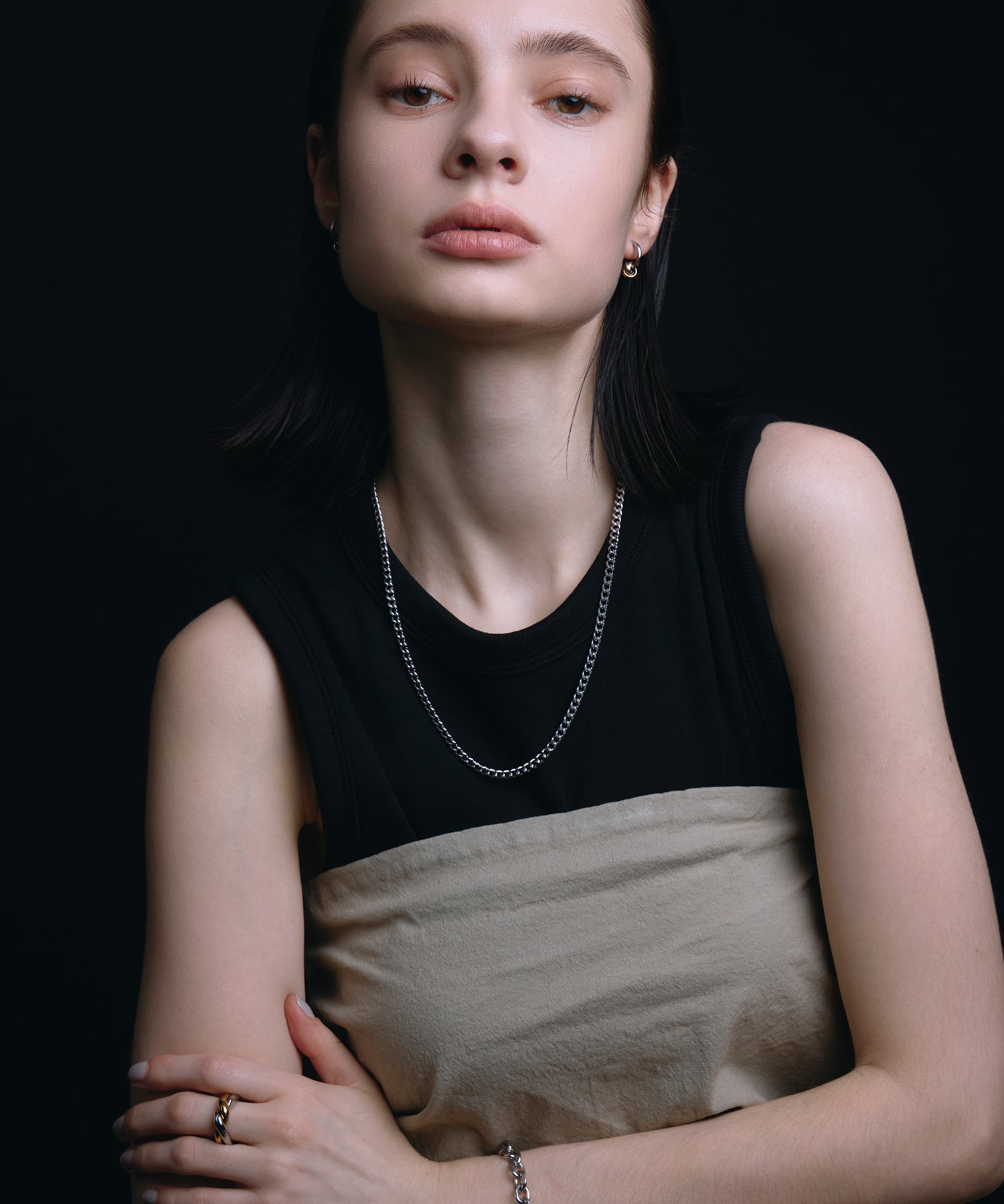 [展覽產品（預定四月底出貨）]扭轉雙環