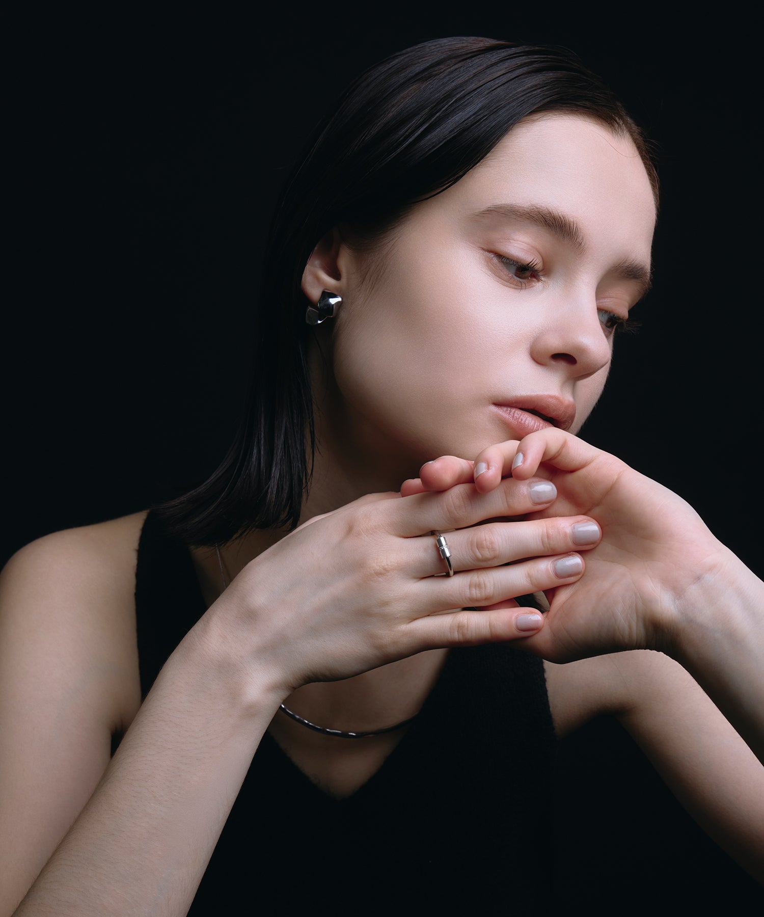 【展覽會商品（預計4月下旬出貨）】[銀色]扣環藝術耳環