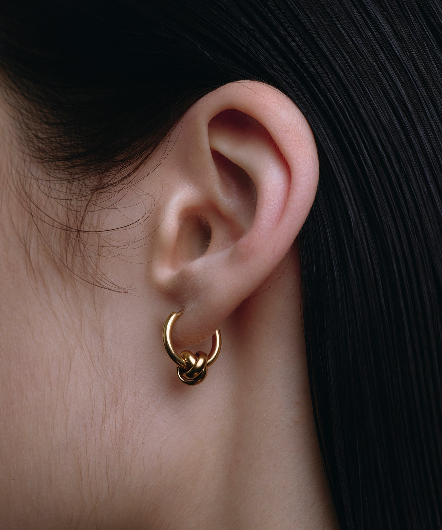 [ゴールド]スパイラルミニフープピアス