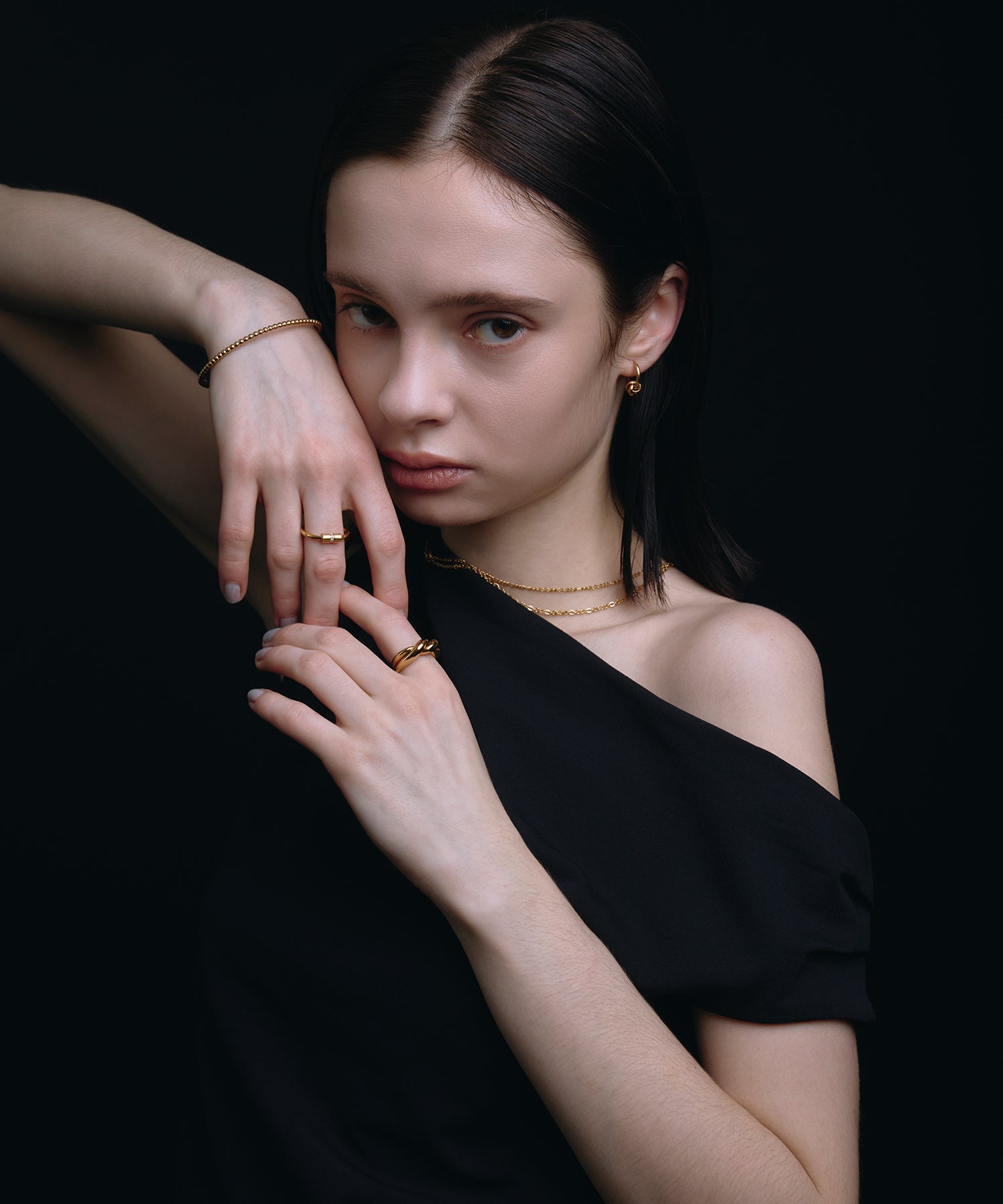 [展覽產品（預定四月底出貨）][金色] 螺旋迷你圈形耳環