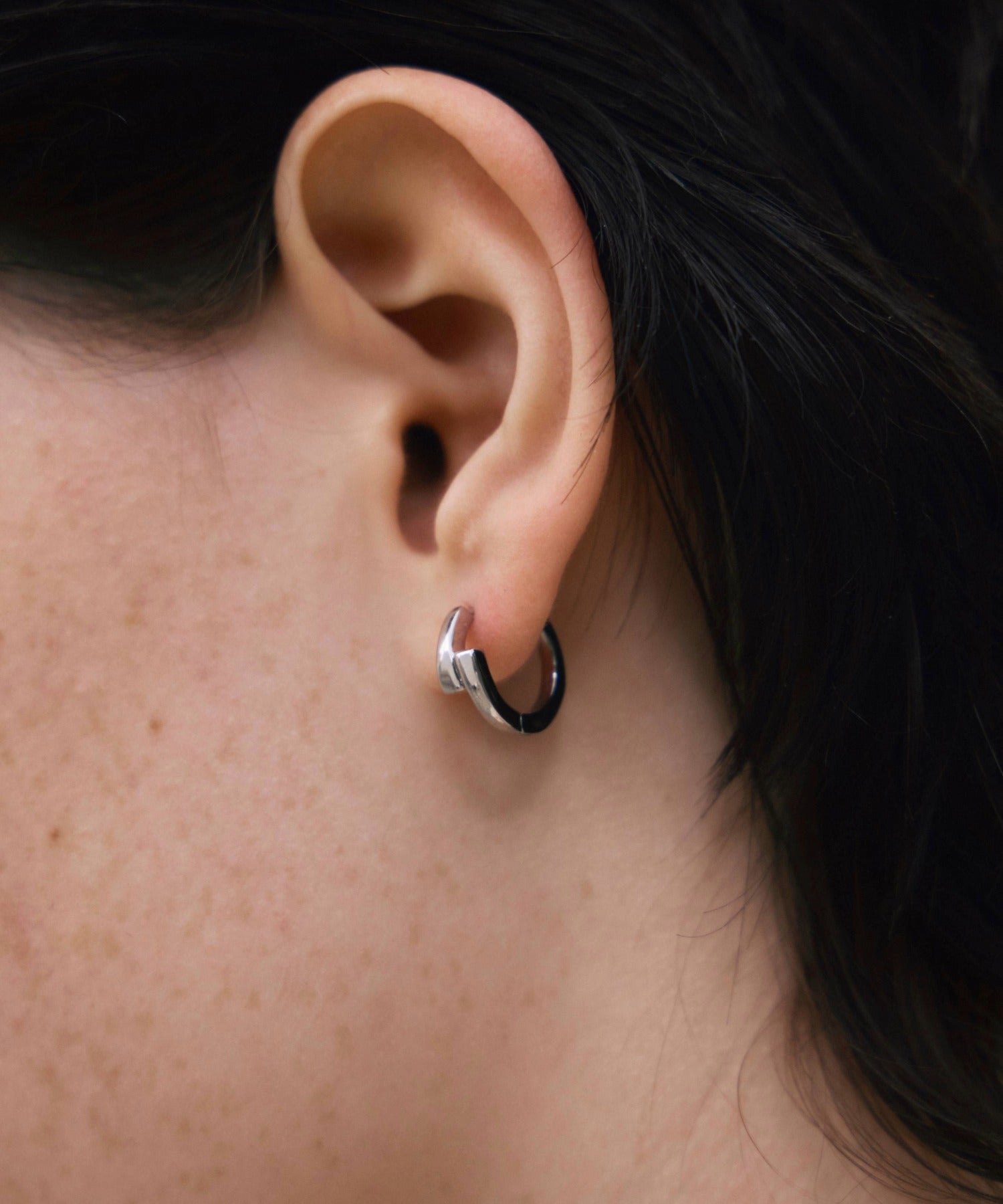 [シルバー]レイヤーフープピアス