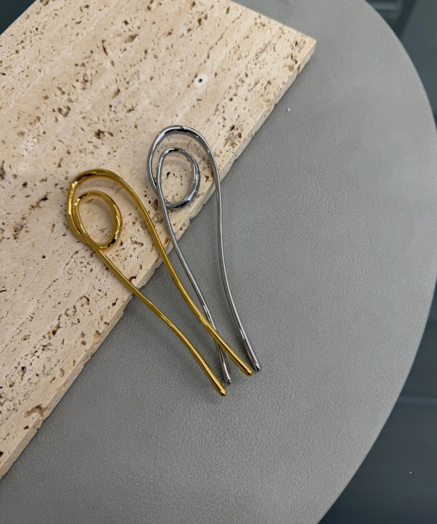 [金色] 微妙線條髮梳