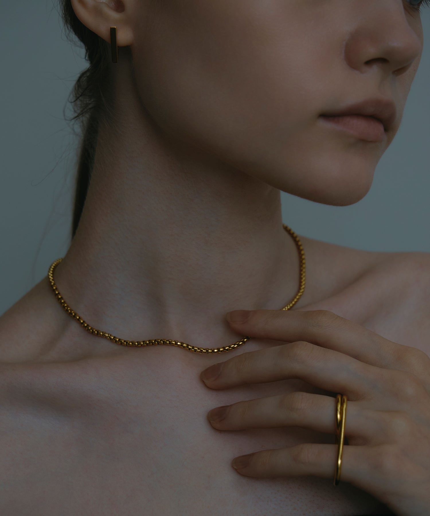 ゴールド]アークボックスチェーンネックレス