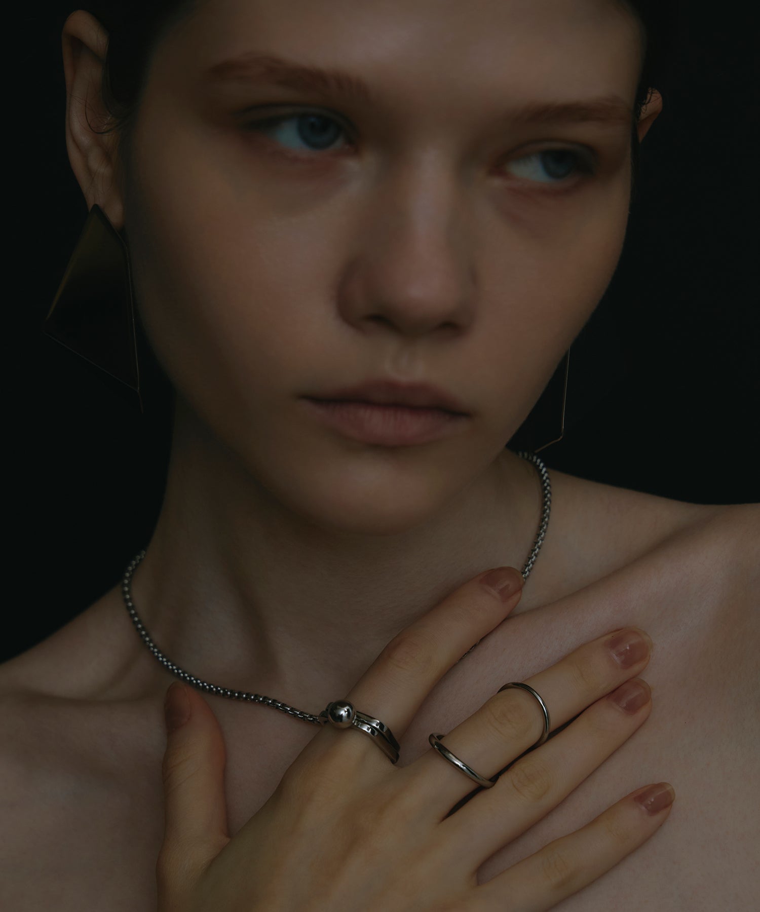 S&A グリーンアンバー☆リース型ネックレス 万博 ポーランド館 チェーン付 S&A グリーンアンバー☆リース型ネックレス 万博 ポーランド館