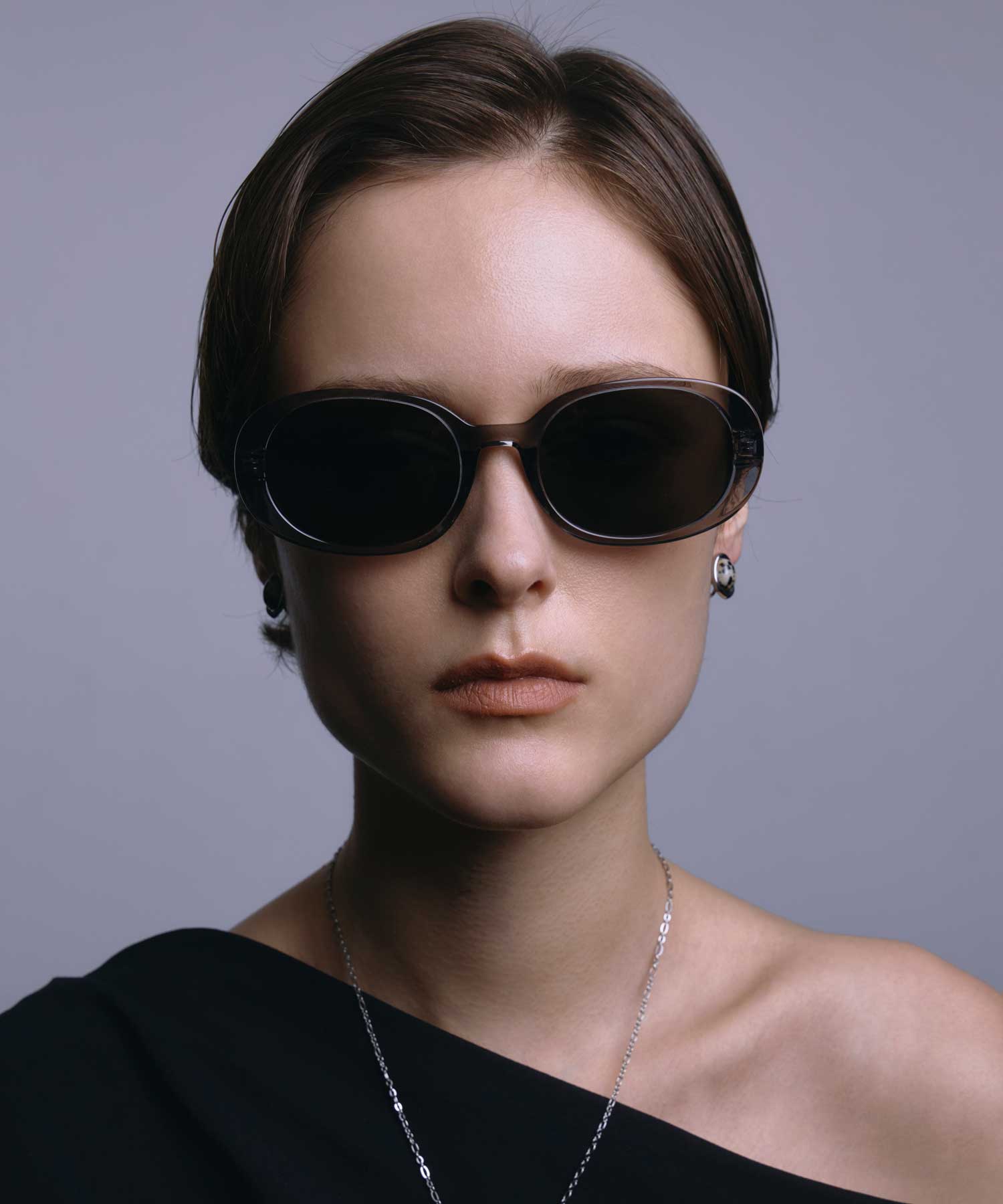 [灰色]顏色鏡片大橢圓框