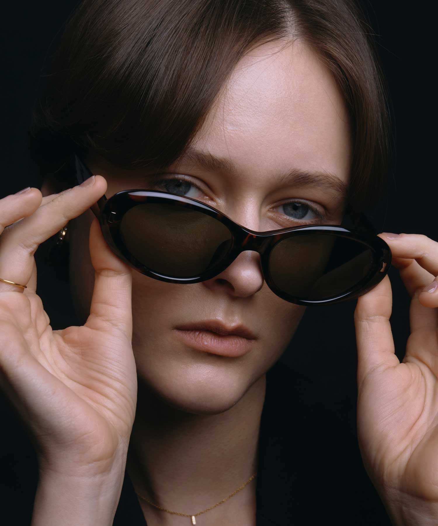 [ブラウン]カラーレンズオーバルフレーム