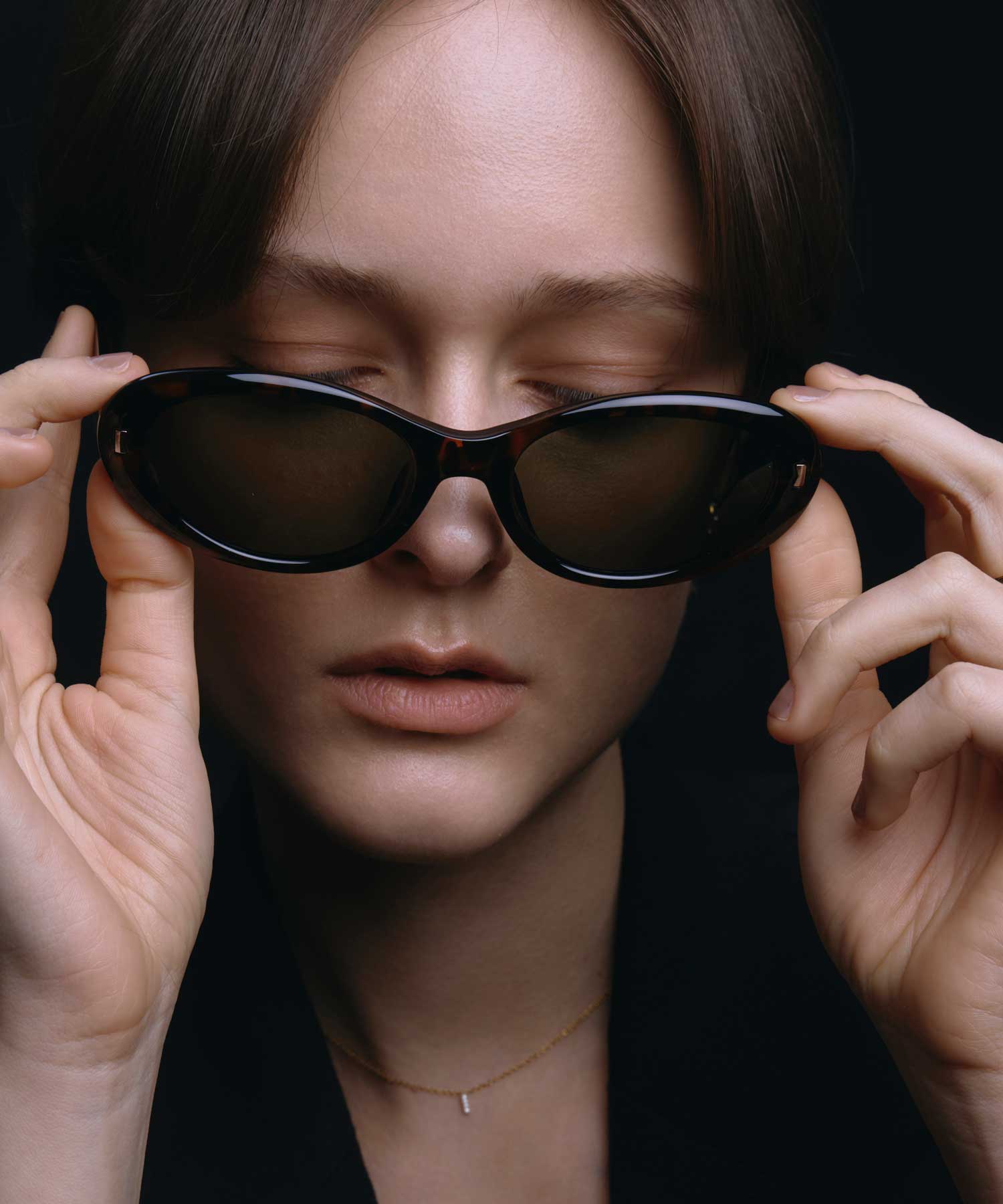 [ブラウン]カラーレンズオーバルフレーム