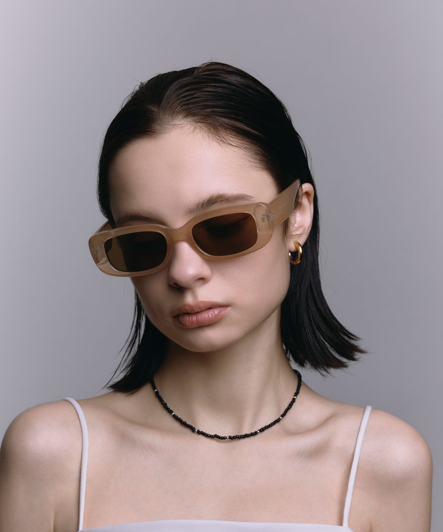 [ベージュ]カラーレンズスクエア