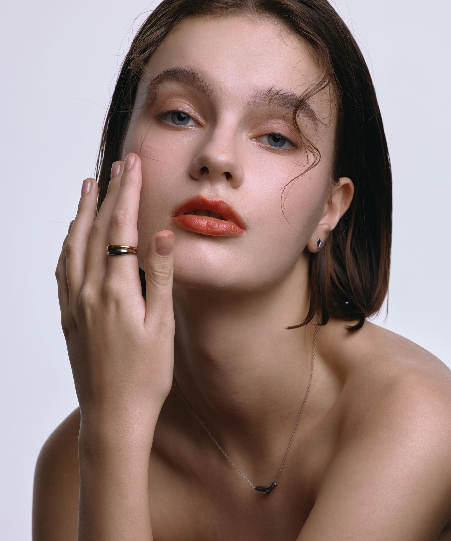 [シルバー]デュアルハートテクスチャーピアス