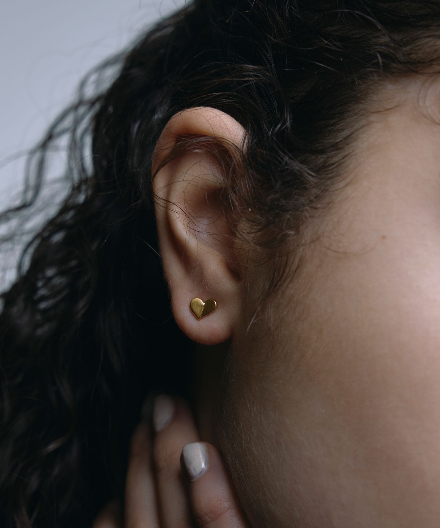 [ゴールド]デュアルハートテクスチャーピアス